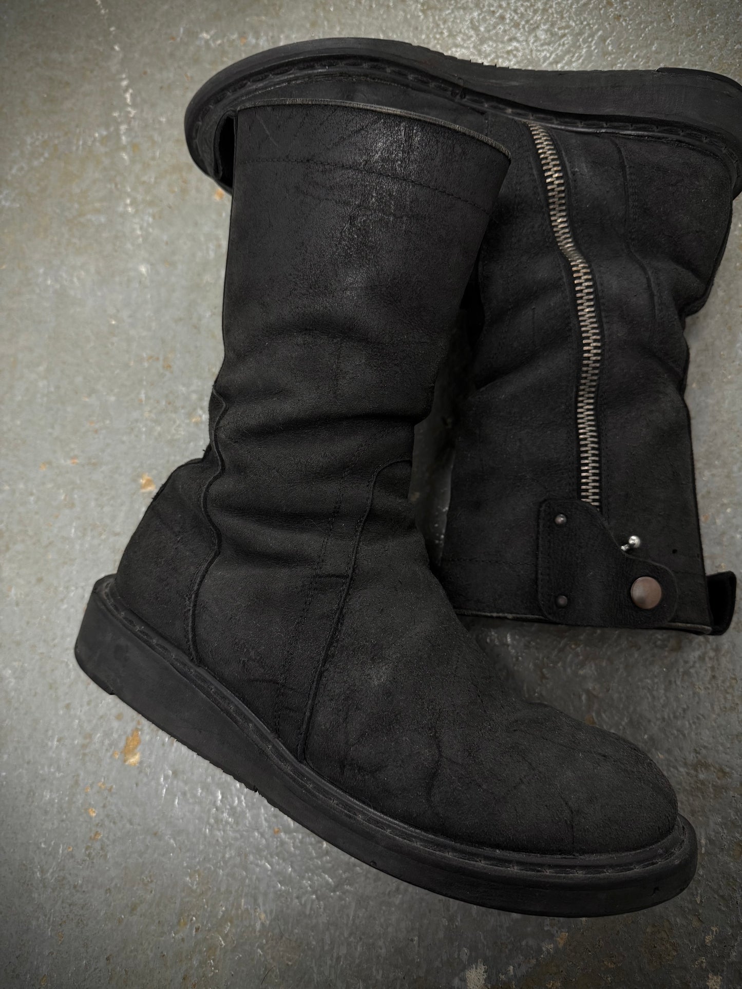 Rick Owens AW09 "CRUST" Side Zip Reverse Cow Leather Creeper Boots detail | DRIEW GARMENTS