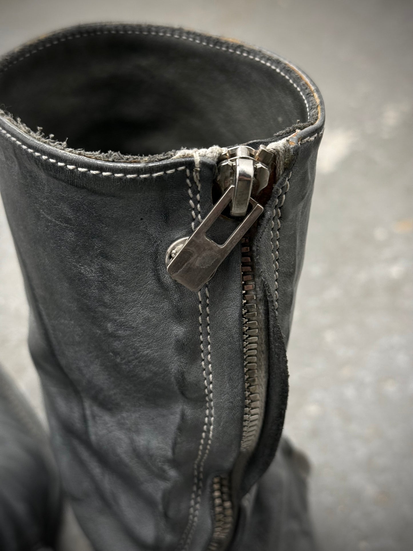 Carol Christian Poell ‘AM/2687P ROOMS-PTC/08’ Titanium Prosthetic Tornado Zip Boots detail | DRIEW GARMENTS