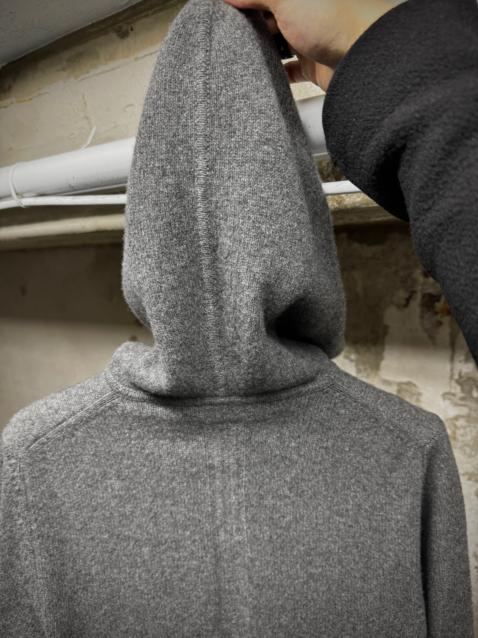 Rick Owens AW20 "PERFORMA" GREY Hooded Cashmere Knit Sweater detail | DRIEW GARMENTS