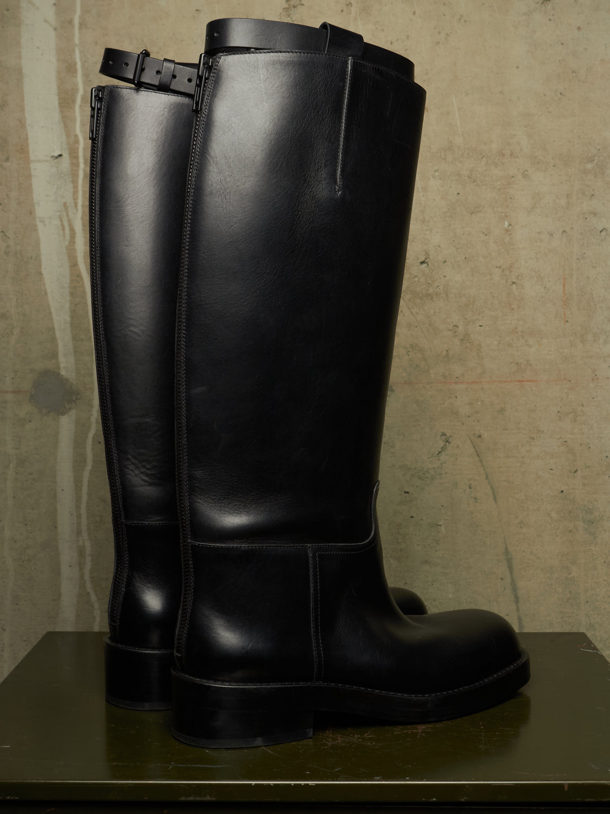 Ann Demeulemeester AW26 Black 'Stan' Cow Leather Knee-High Riding Boots