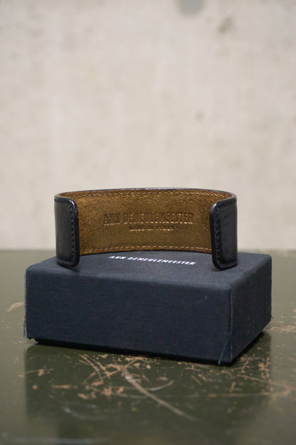 Ann Demeulemeester 2010s Adjustable Black Calf Leather Gold Foil Cuff
