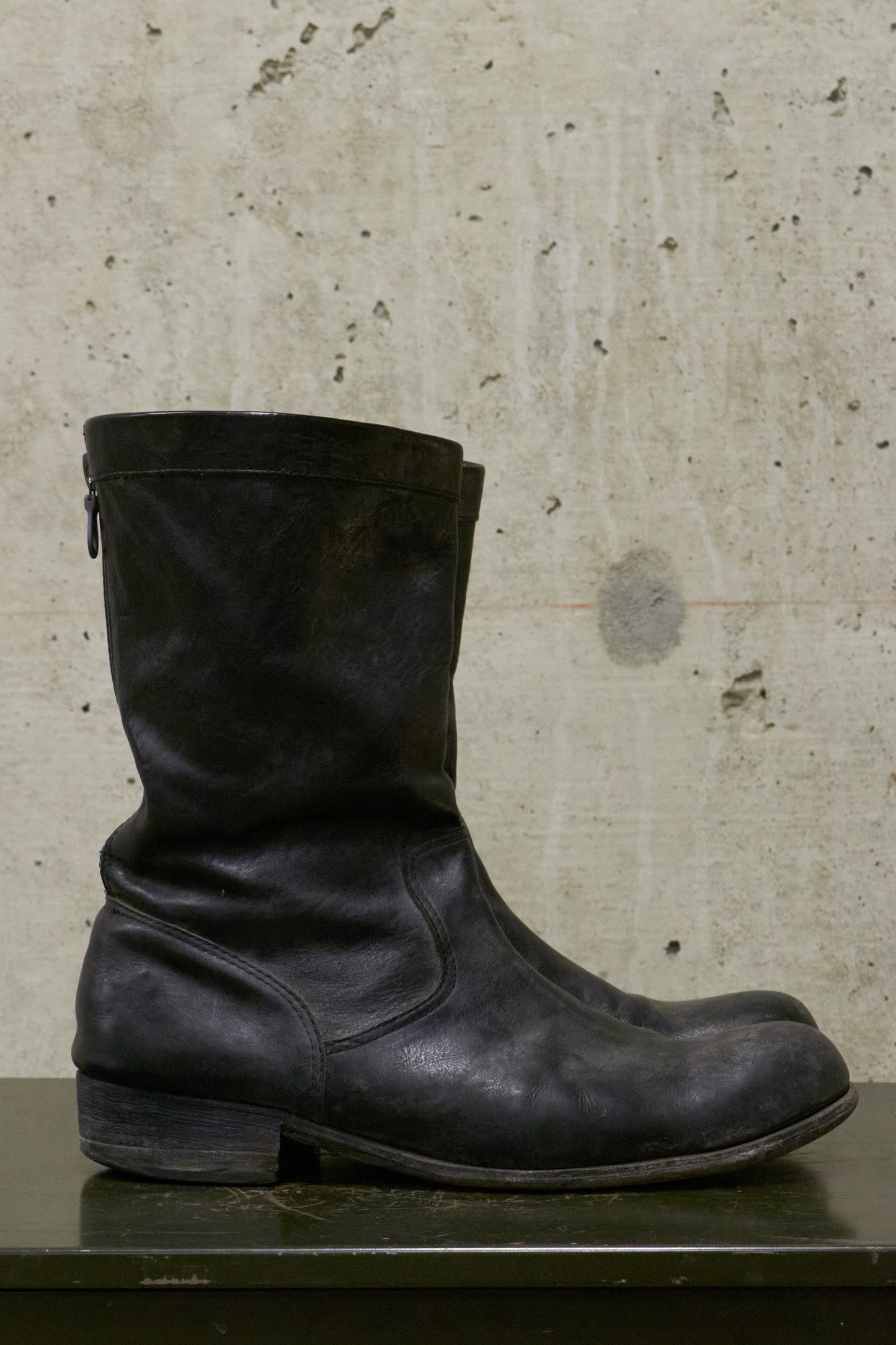 ATTACHMENT by Kazuyuki Kumagai Early 00s Vegetable Tanned Cow Leather Back-zip Engineer Boots