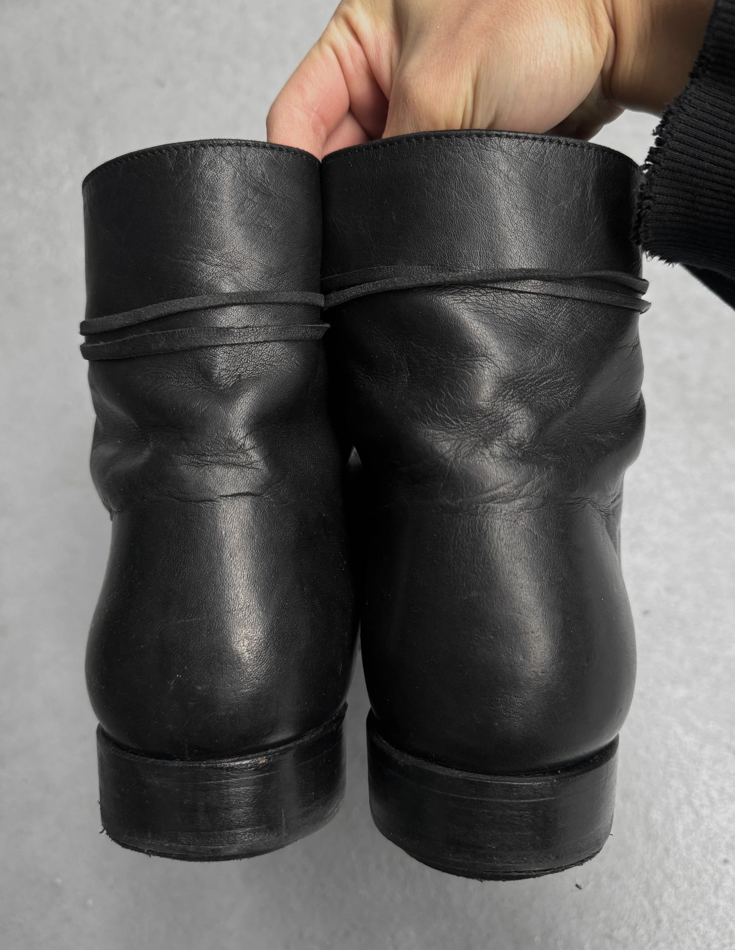 A DICIANNOVEVENTITRE (A1923) FW17-18 Horse Leather Ankle Boots