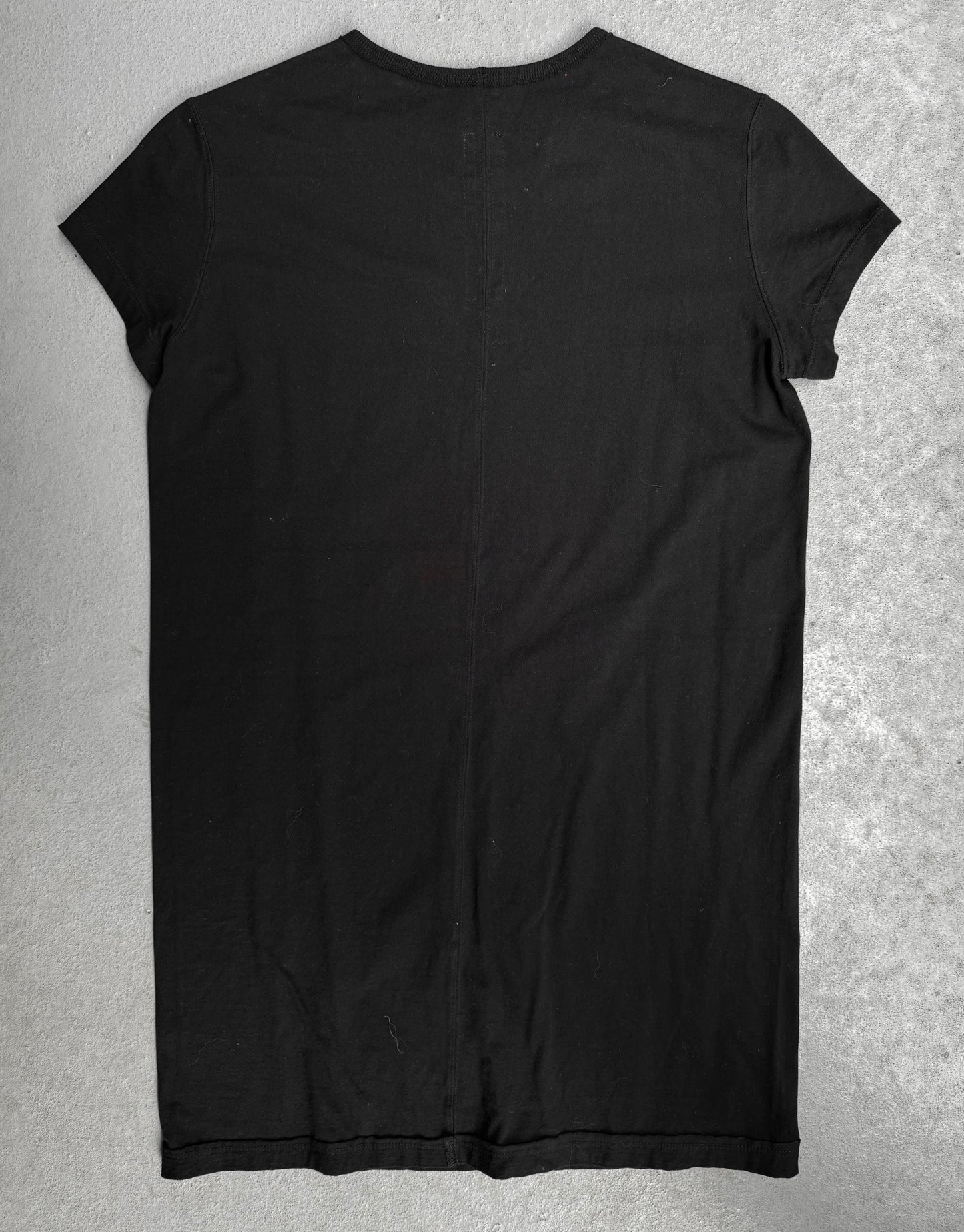 The Rick Owens AW17 “GLITTER” Level Short-sleeves T-shirt in size IT 40 is laid flat on a light gray surface, shown from the back.