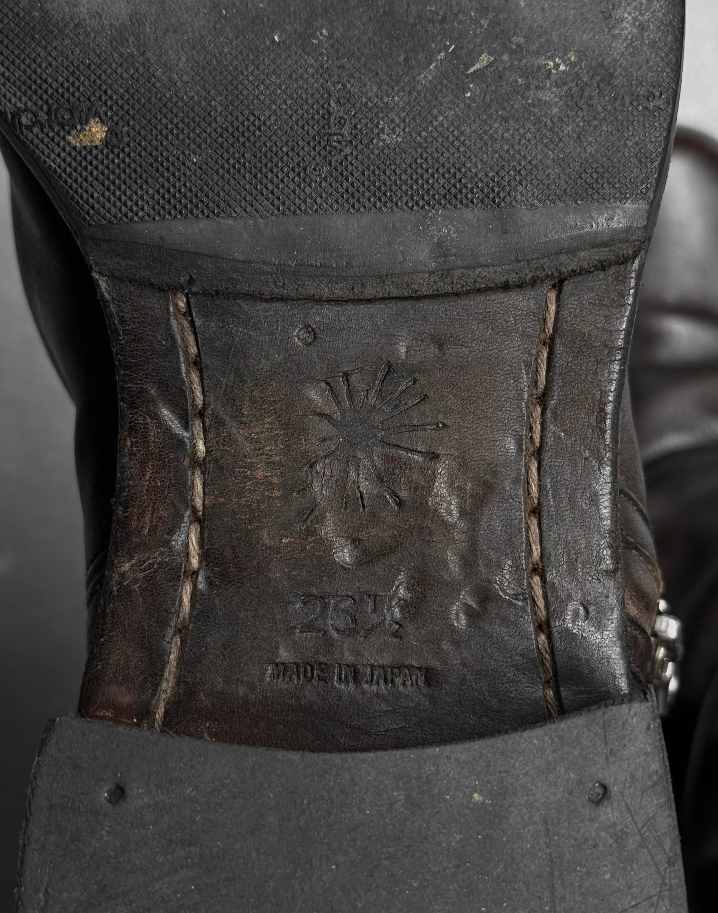 MiharaYasuhiro AW09 Brown Layered Leather Engineer Boots