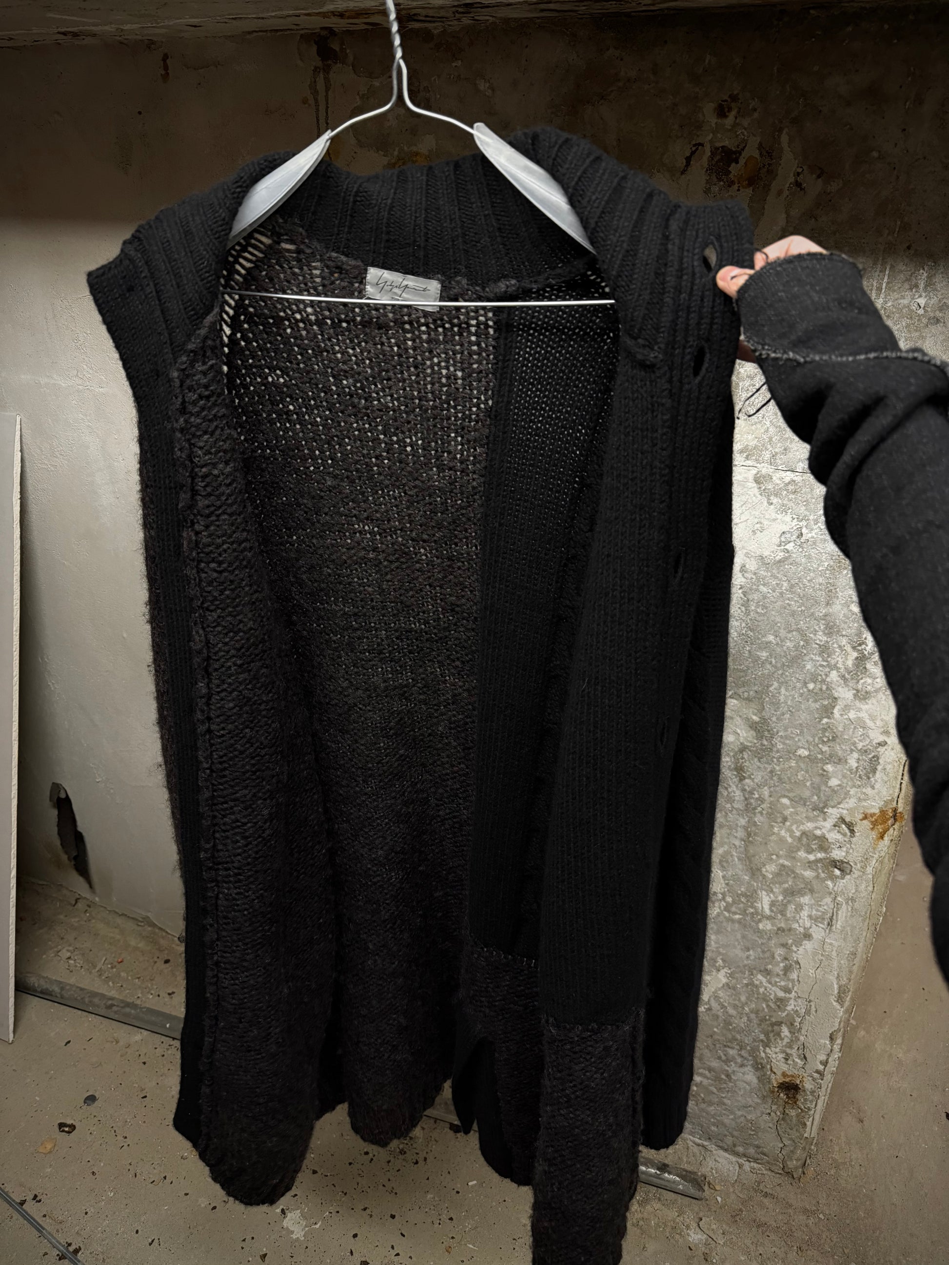 Yohji Yamamoto POUR HOMME AW15 Asymmetric Oversized Chunky Wool Cable Knit Cardigan detail | DRIEW GARMENTS