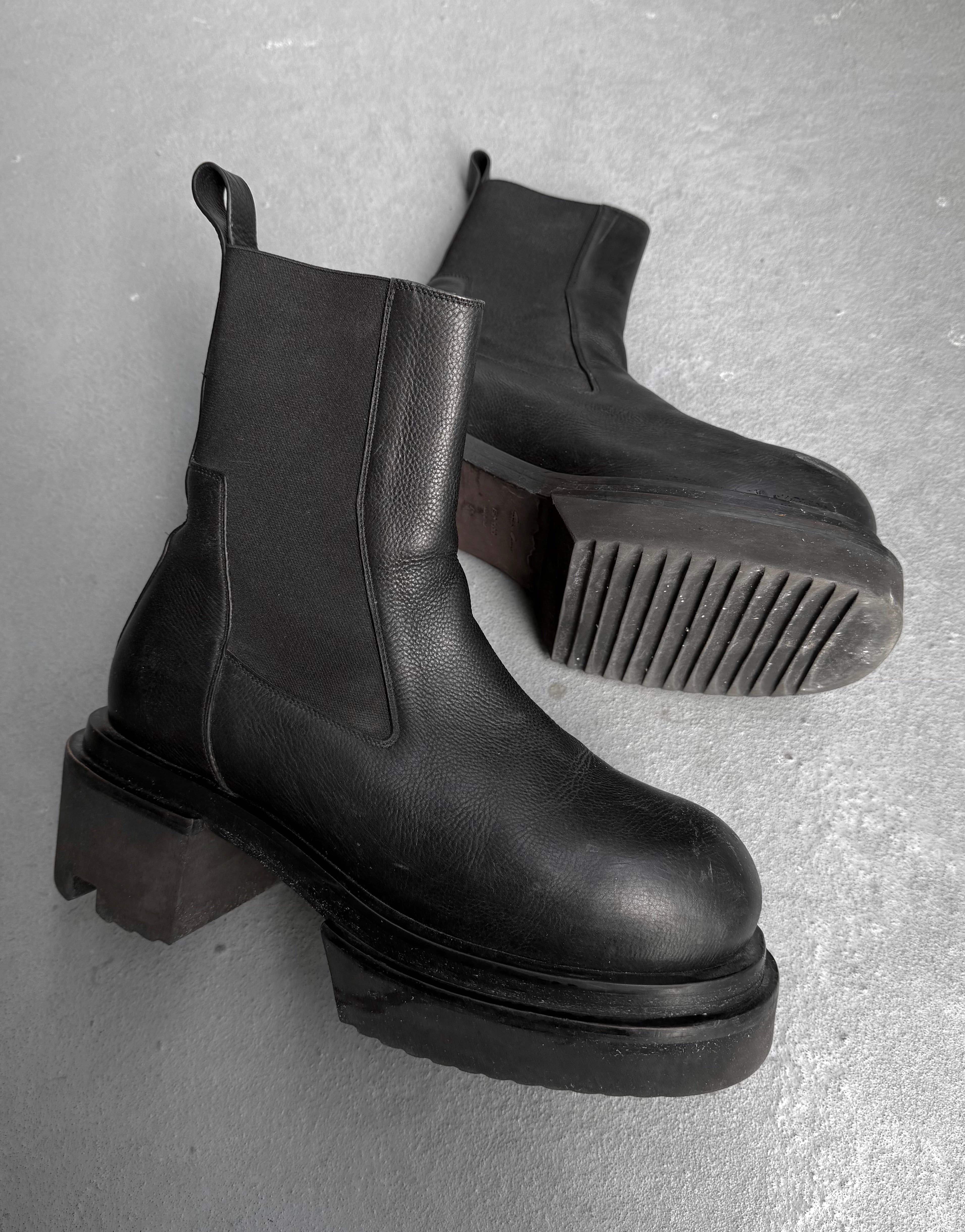 Rick Owens AW22 “STROBE” Beatle Bogun Chelsea Boots – DRIEW