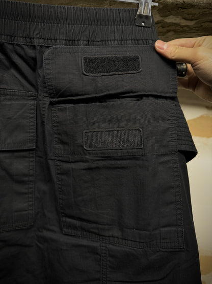 Rick Owens DRKSHDW SS19 "BABEL" Rip Stop Creatch Drop-crotch Cargo Shorts detail | DRIEW GARMENTS