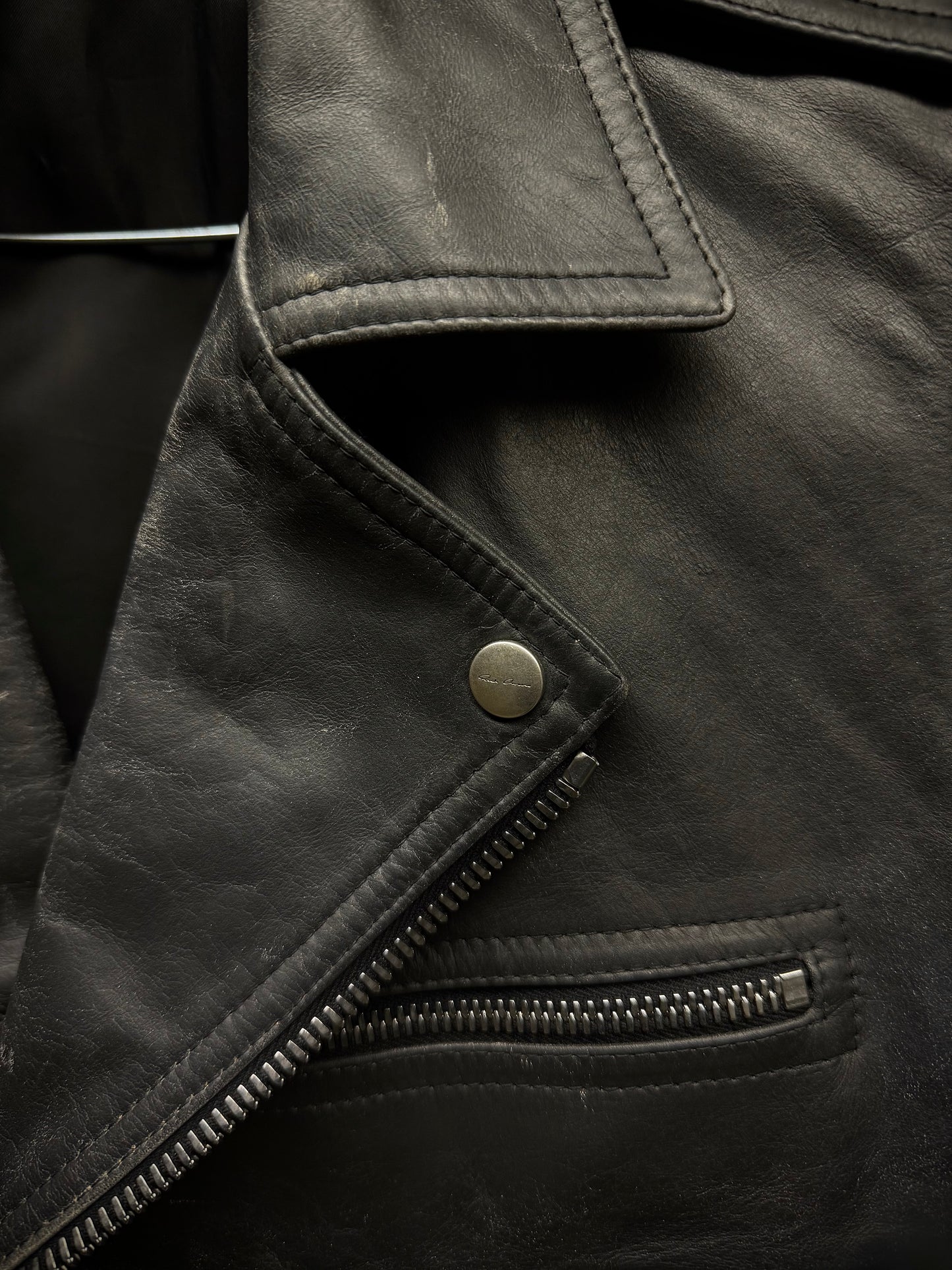 Rick Owens SS25 "HOLLYWOOD" Bauhaus Stooges Calf Leather Jacket detail | DRIEW GARMENTS