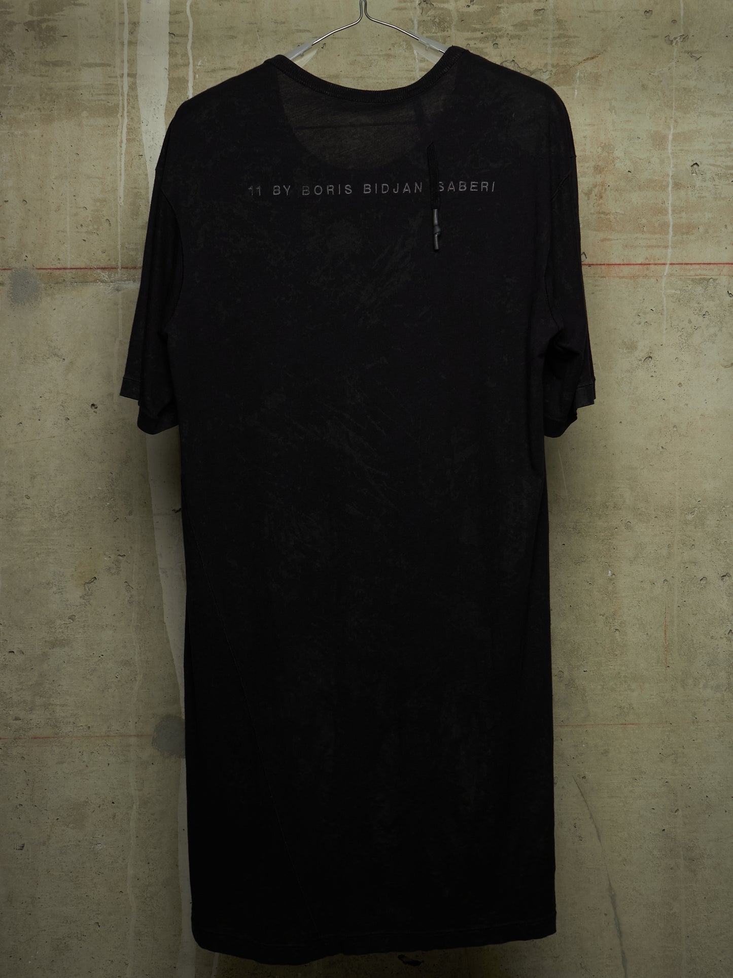 11 by Boris Bidjan Saberi Overlock Vinyl Treated Logo Embroidered Longline T-shirt