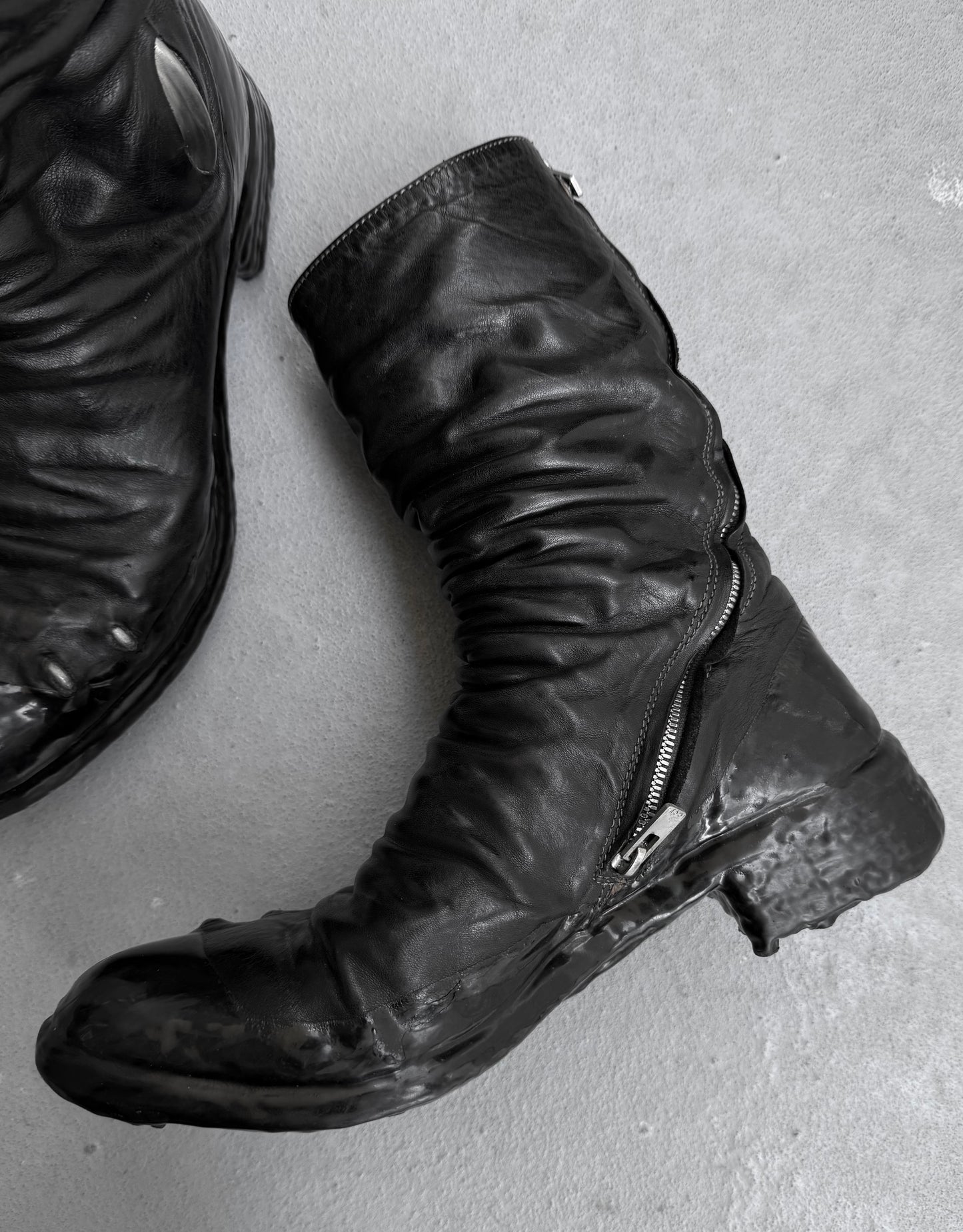 Carol Christian Poell ‘AM/2687PR CORS-PTC’ Objet-dyed Horse Leather Titanium Prosthetic Drip Tornado Zip Boots