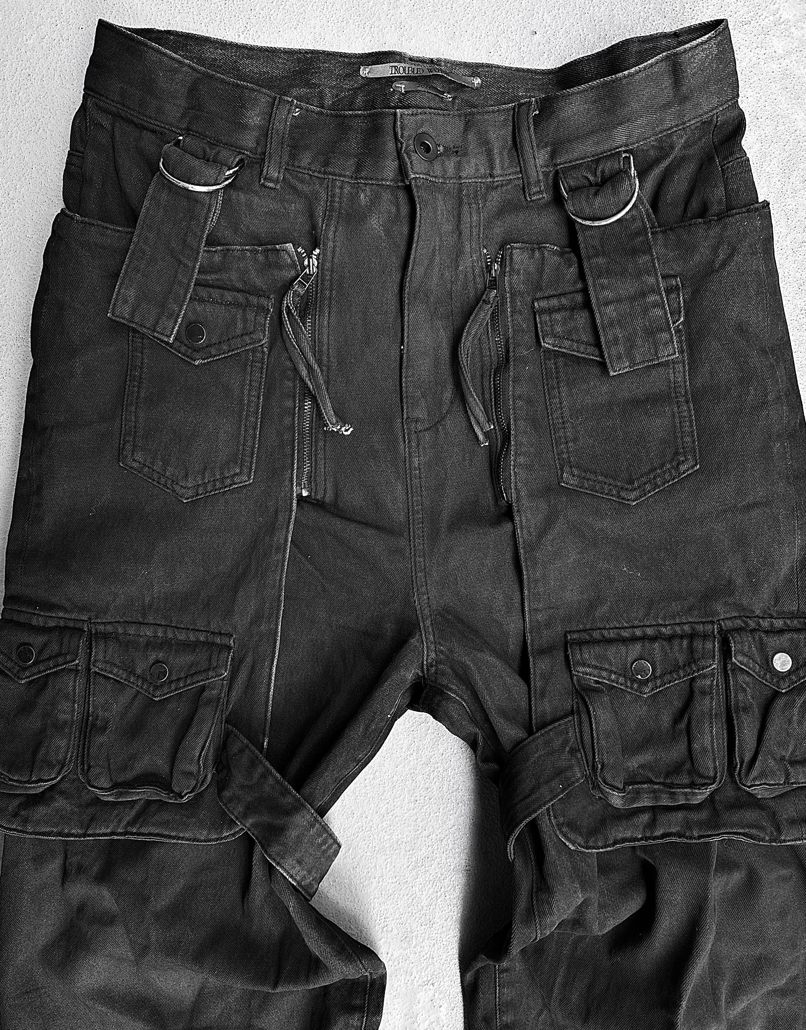 TROUBLED WATERS Parasite Cargo Pants Act V | Size L – DRIEW
