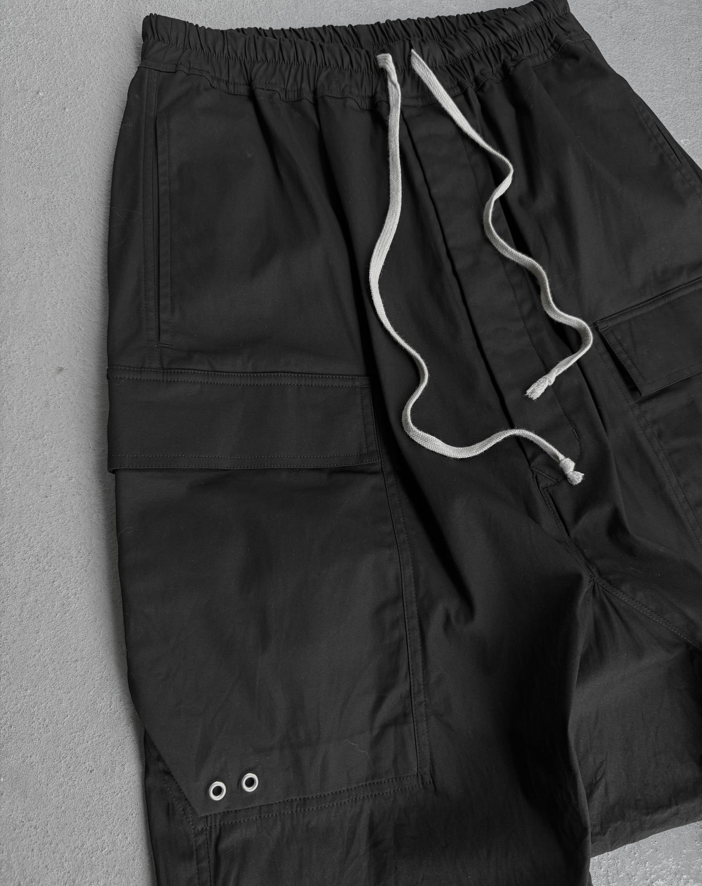 Rick Owens AW23 "LUXOR" Drop-crotch Cargo Pod Shorts