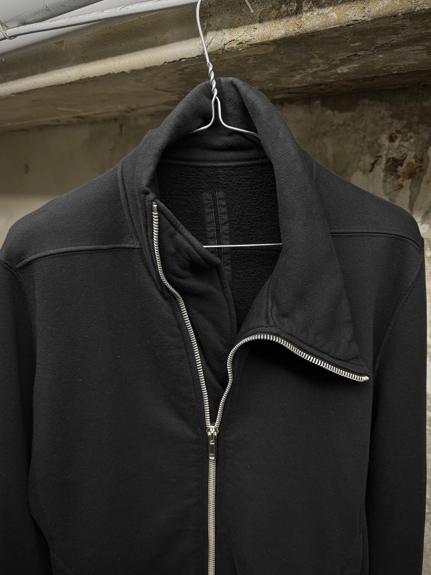 Rick Owens DRKSHDW AW14 "MOODY" Mollino Zip Up Cotton Fleece Sweater detail | DRIEW GARMENTS