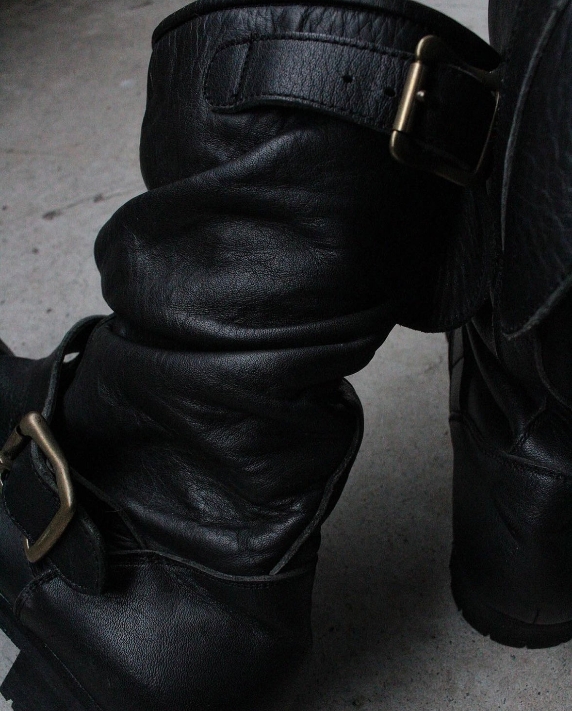 twisted detail shot Mihara Yasuhiro AW09 Twisted Leather Engineer Boots