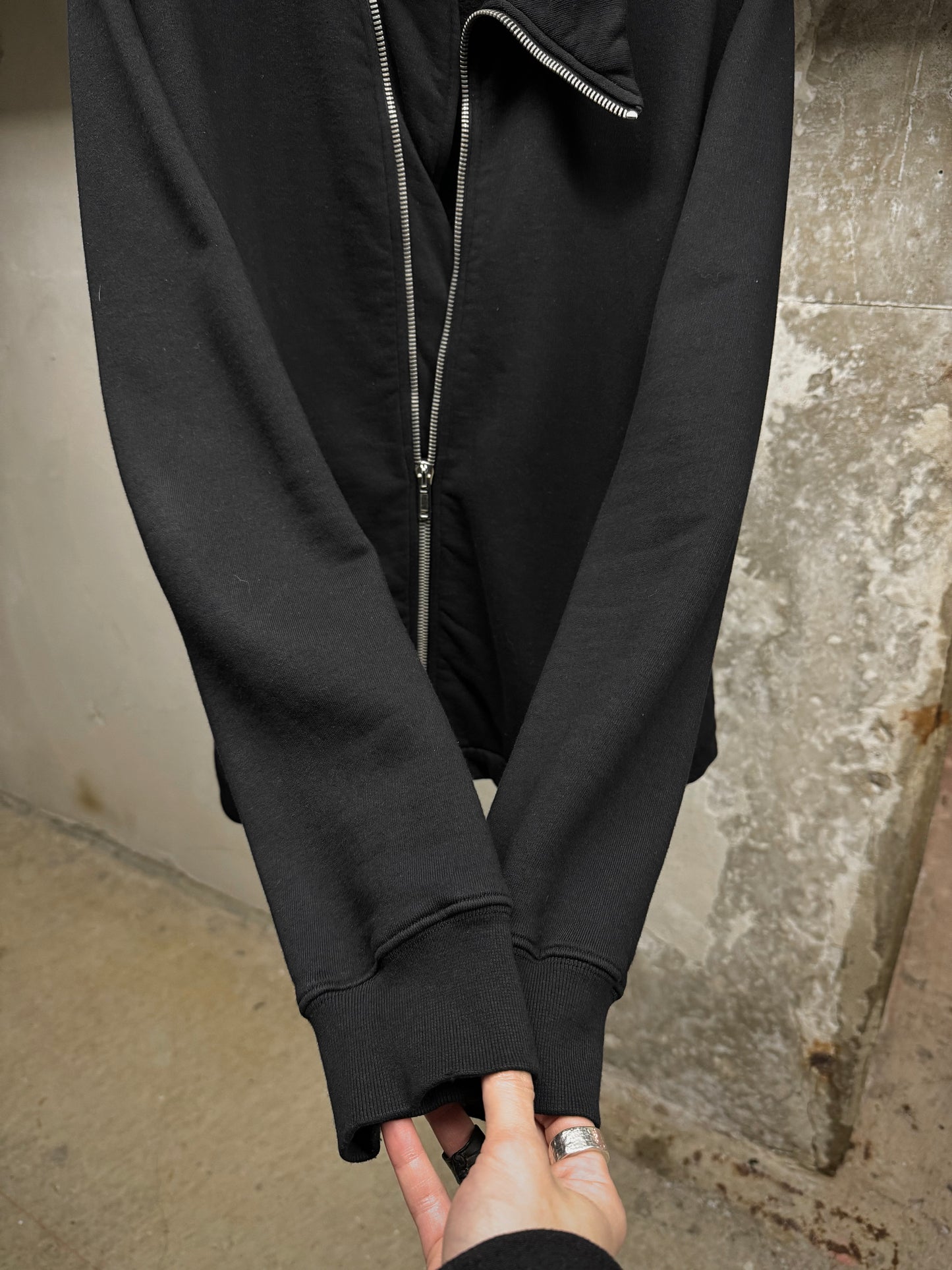 Rick Owens DRKSHDW AW14 "MOODY" Mollino Zip Up Cotton Fleece Sweater detail | DRIEW GARMENTS