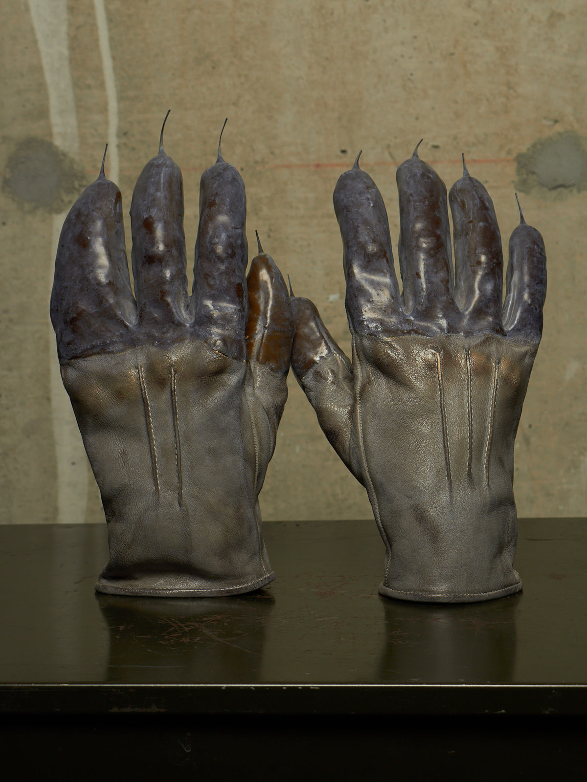 Carol Christian Poell 'AM/2459 ROOMS-PTC/036' Object-dyed Rubber Drip Leather Gloves