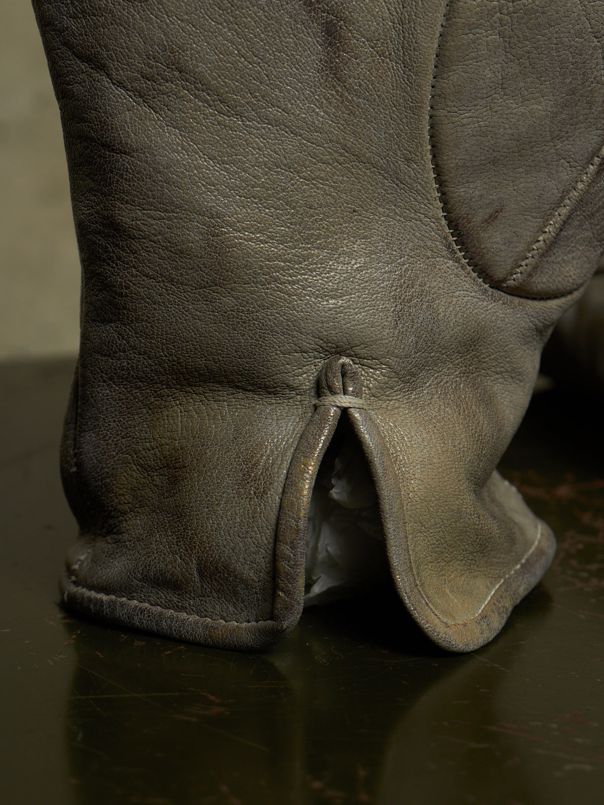 Carol Christian Poell 'AM/2459 ROOMS-PTC/036' Object-dyed Rubber Drip Leather Gloves