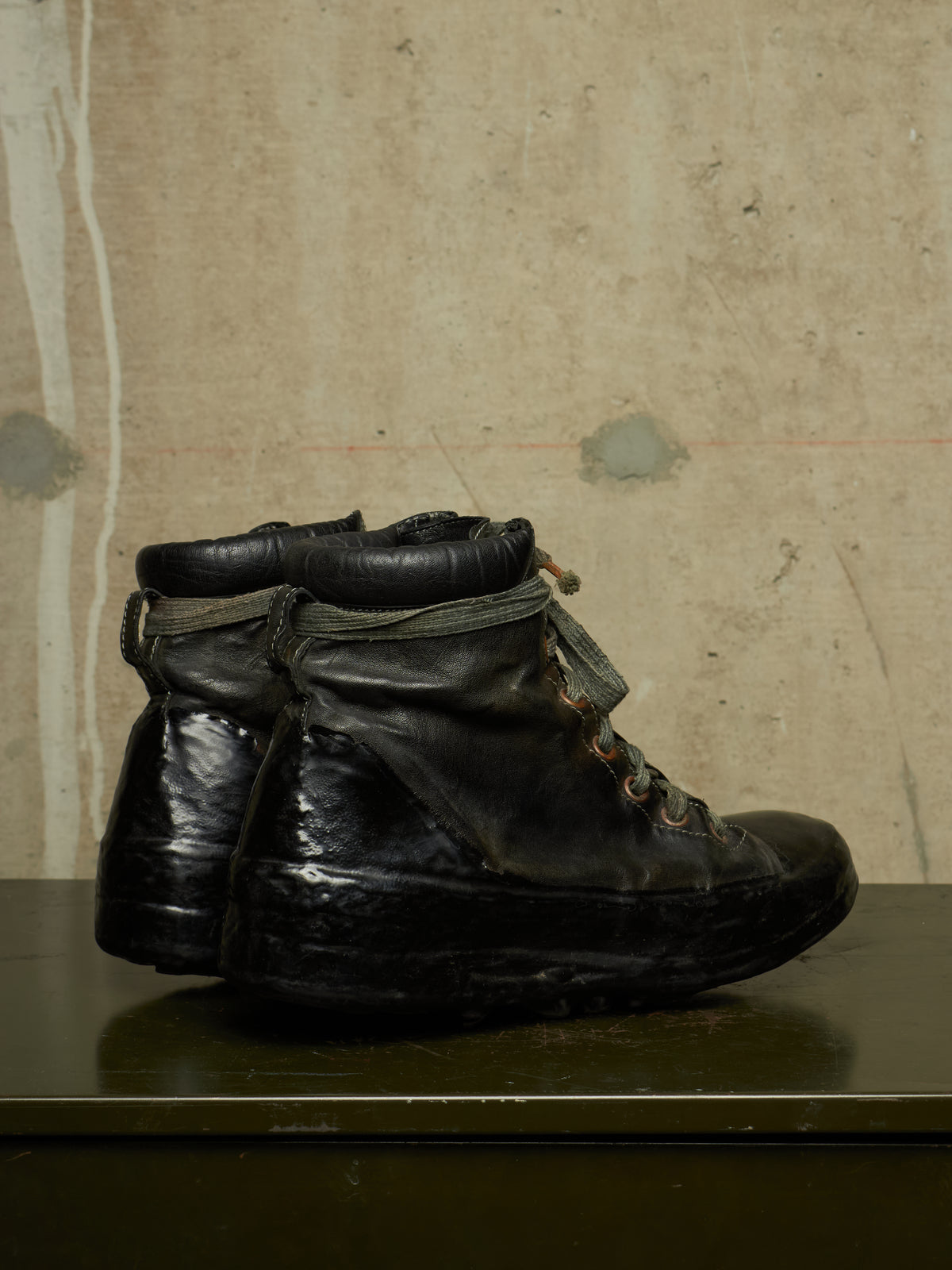 Carol Christian Poell ‘AM/2524 ROOMS-PTC/10’ Black Object-dyed Kangaroo Leather Drip Sneakers