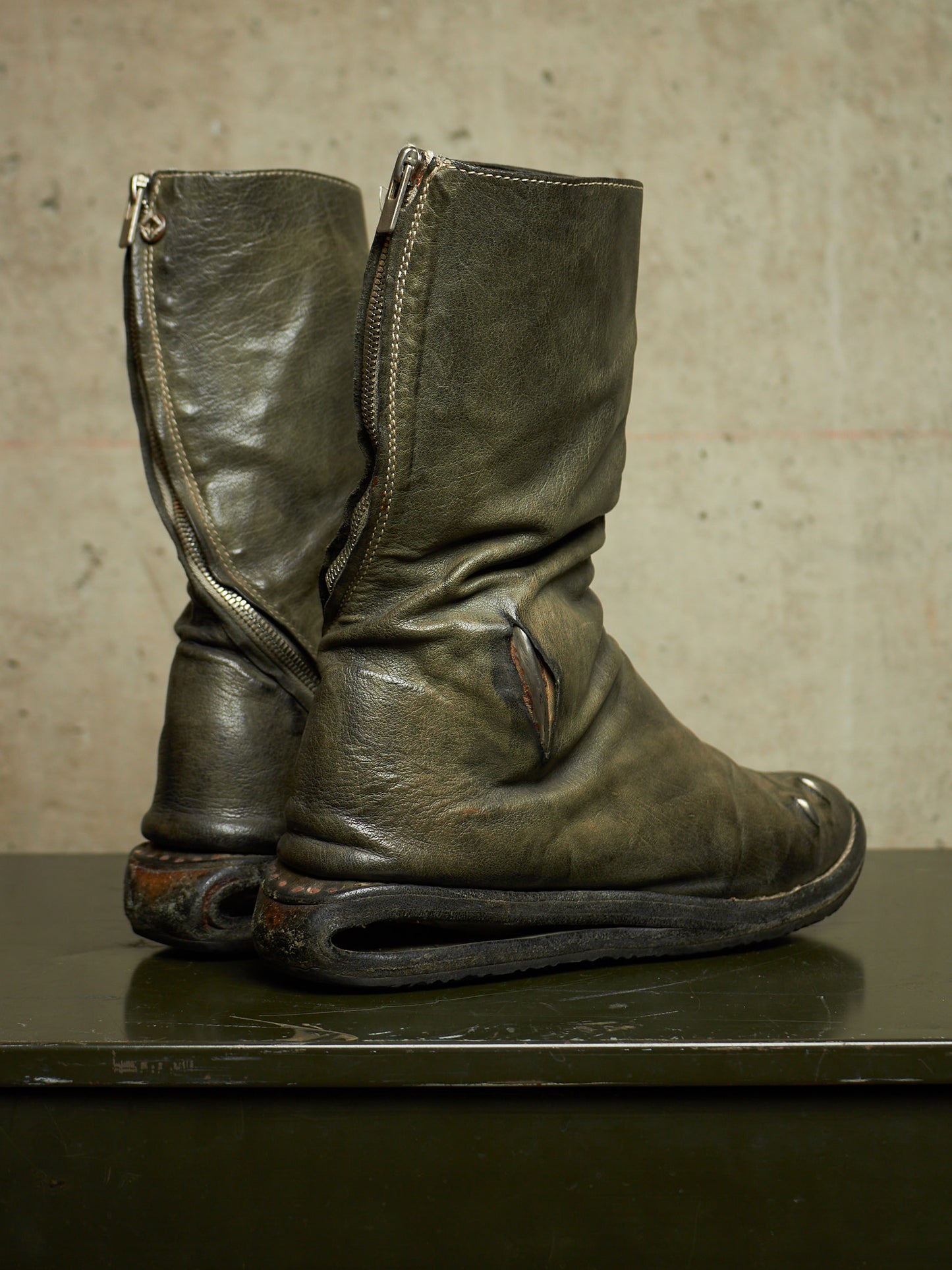 Carol Christian Poell ‘AM/2693P-IN ROOMS-PTC/19’ Object-dyed Kangaroo Leather Titanium Prosthetic U-Sole Tornado Zip Boots