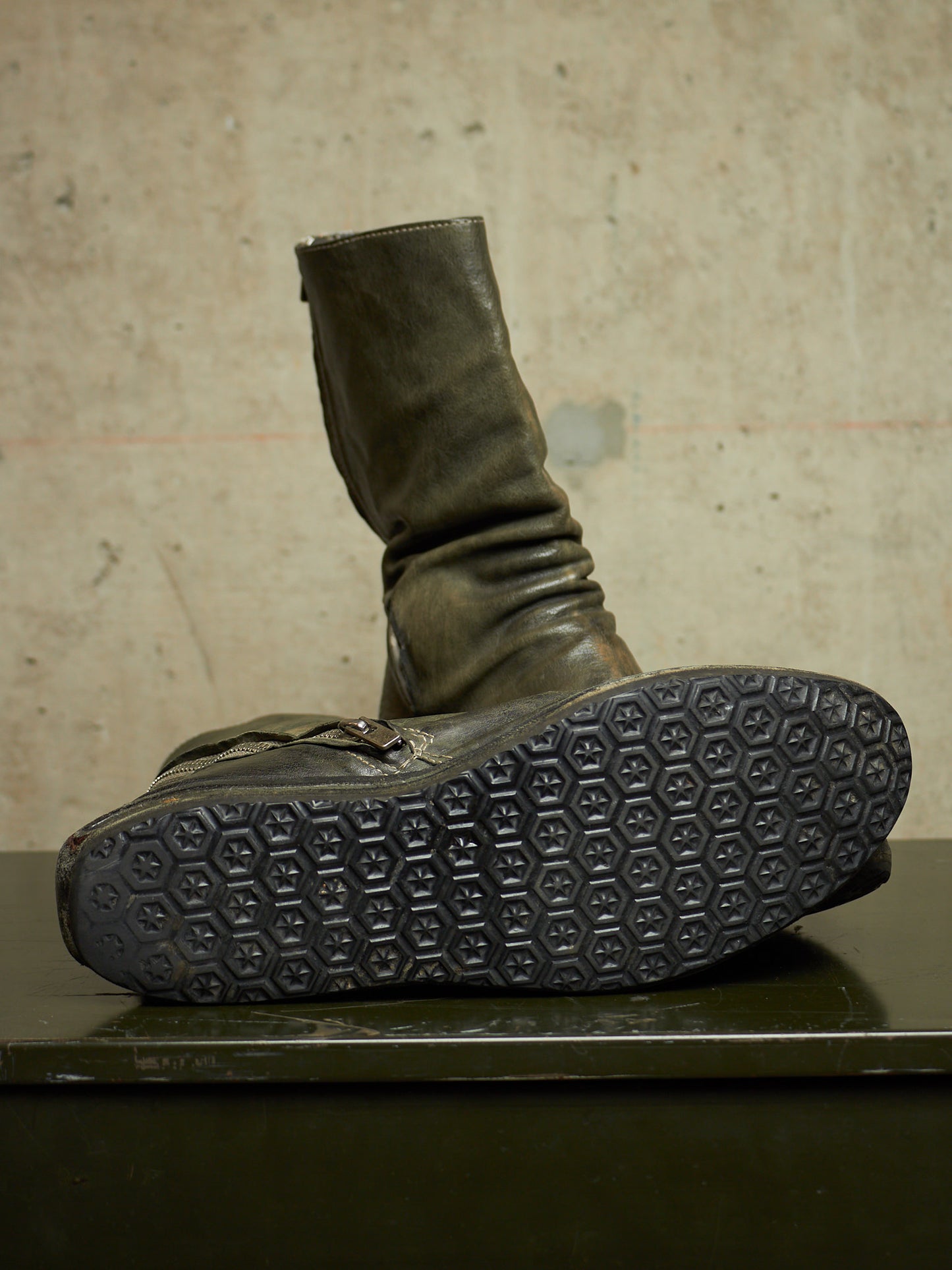 Carol Christian Poell ‘AM/2693P-IN ROOMS-PTC/19’ Object-dyed Kangaroo Leather Titanium Prosthetic U-Sole Tornado Zip Boots