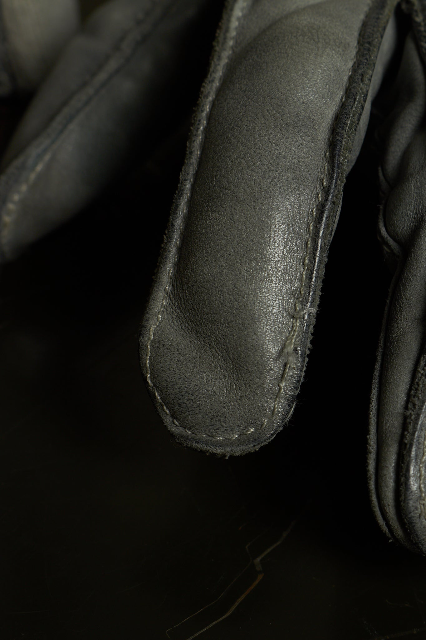 Carol Christian Poell Early 2000s ‘AM/2593 CORS-PTC/19’ Object-dyed Horse Leather Syndactyly Hands Gloves