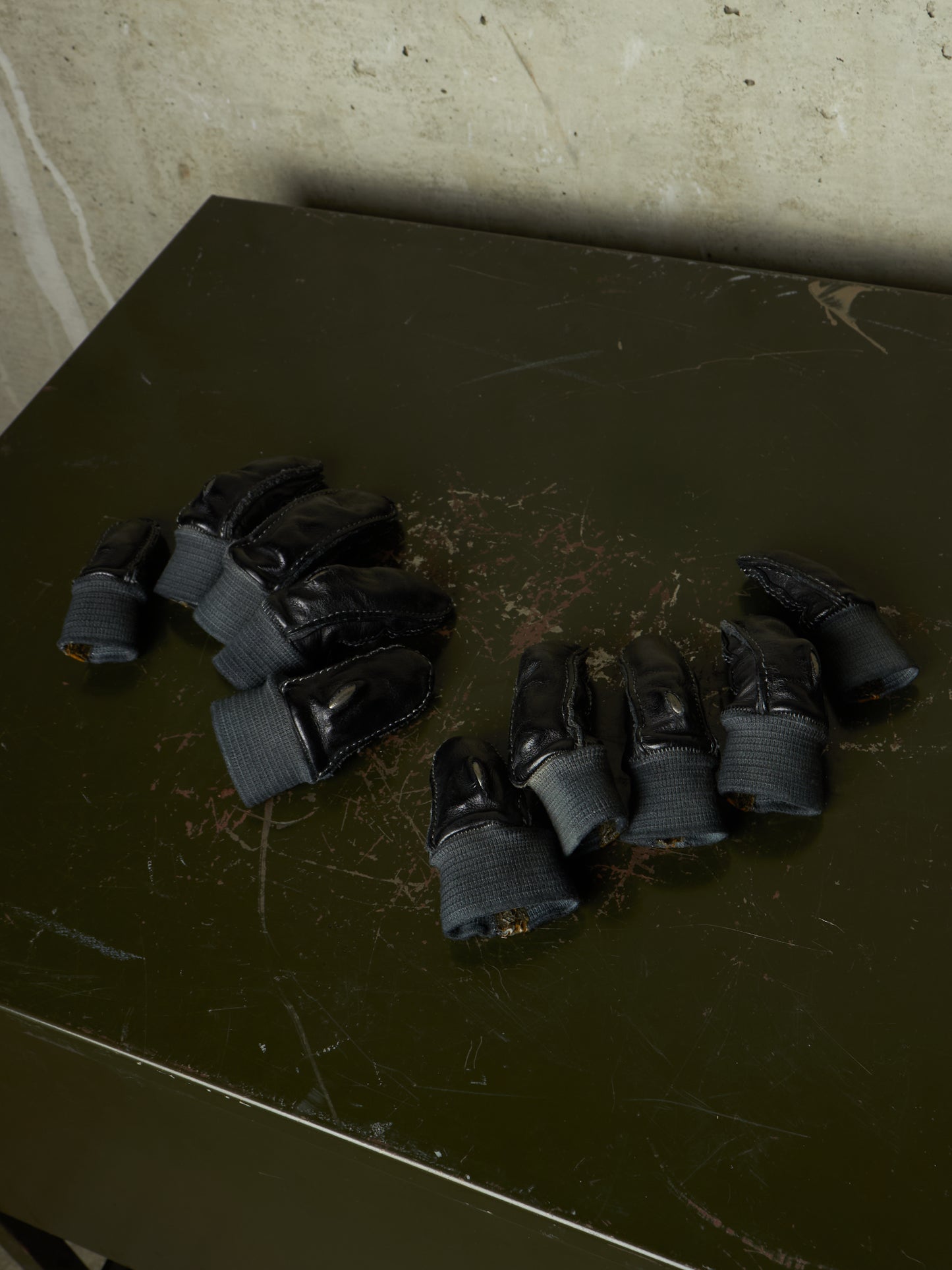 Carol Christian Poell 'AM/2596 ROOMS-PTC/010' Object-dyed Kangaroo Leather Prosthetic Fingers