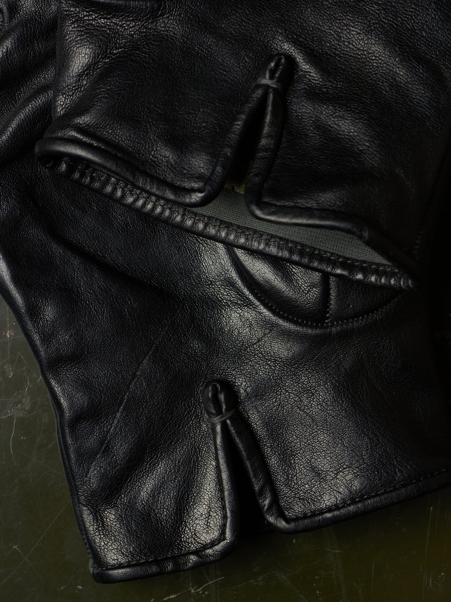 Carol Christian Poell 'AM/2457 ROOMS-PTC/010' Disparate Kangaroo Leather Gloves