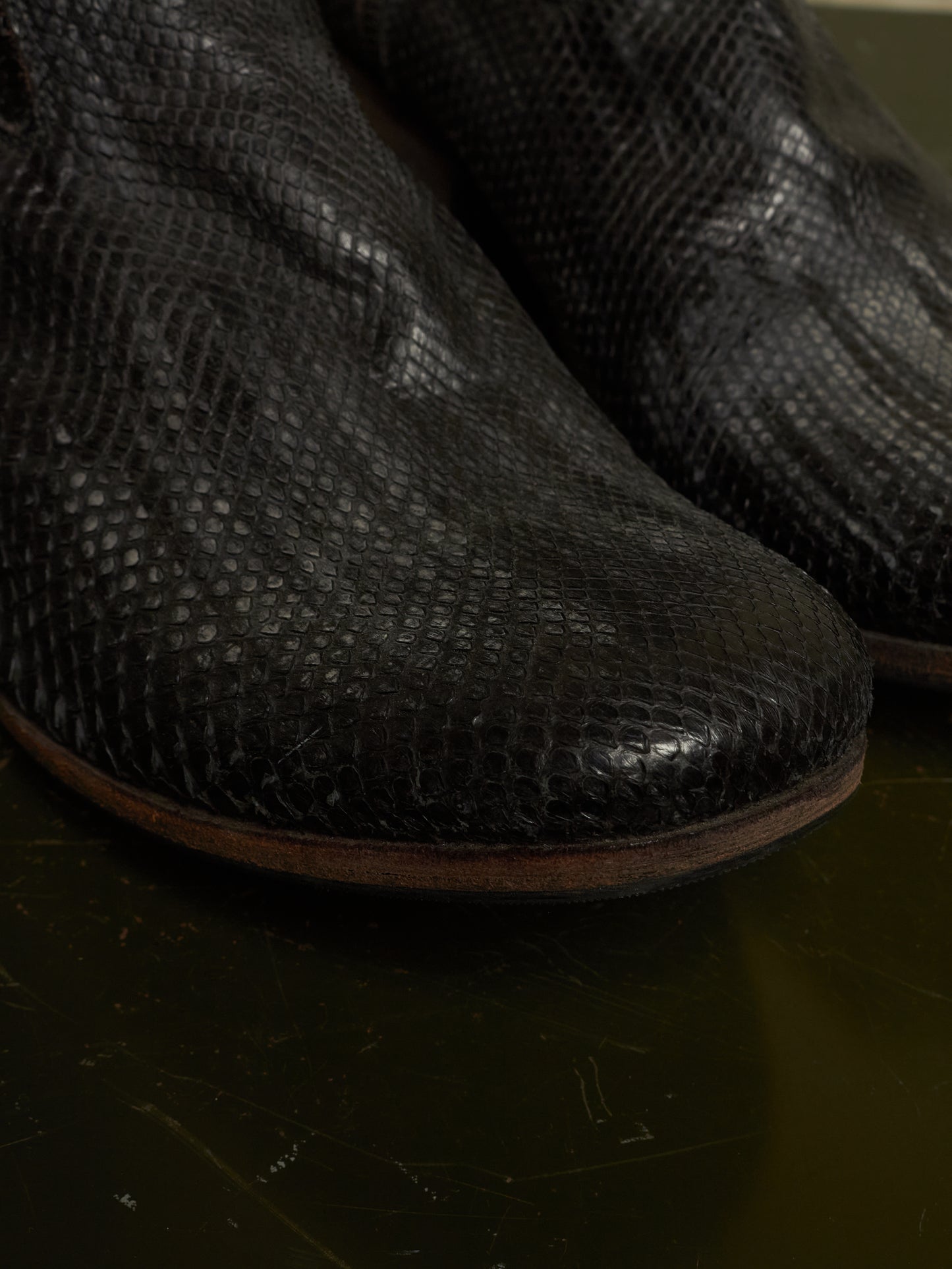 Carpe Diem Ealry 00s Striped Snakeskin Leather Side Zip Boots