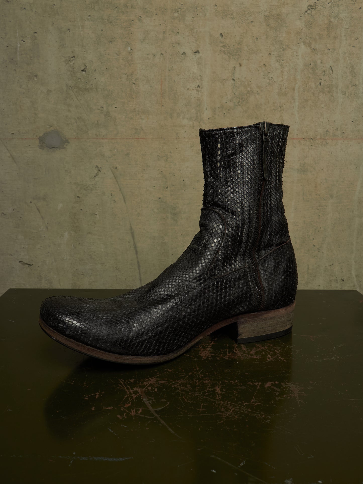 Carpe Diem Ealry 00s Striped Snakeskin Leather Side Zip Boots