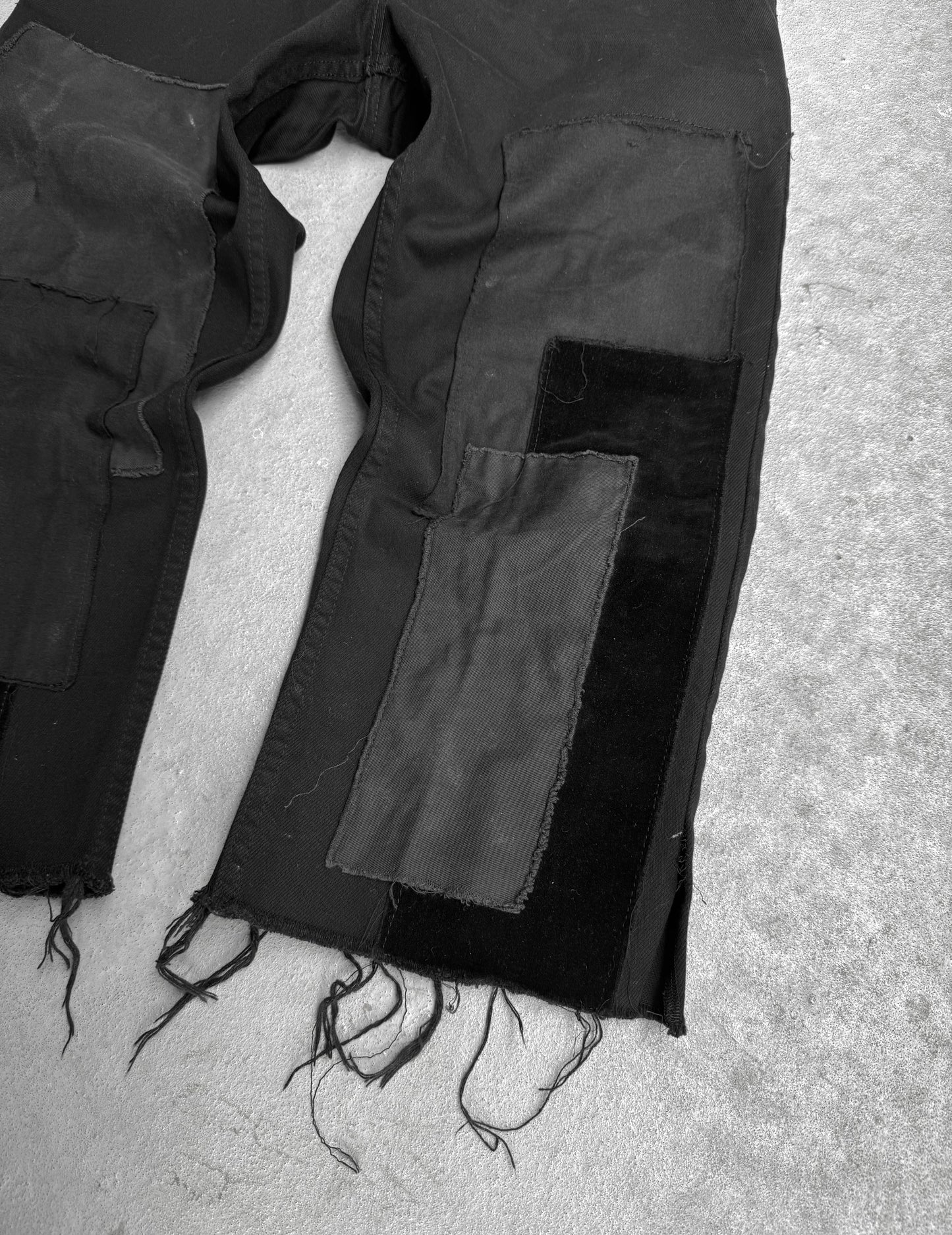 BLACK COMME des GARÇONS SS10 Patchwork Frayed Hem Capris Denim