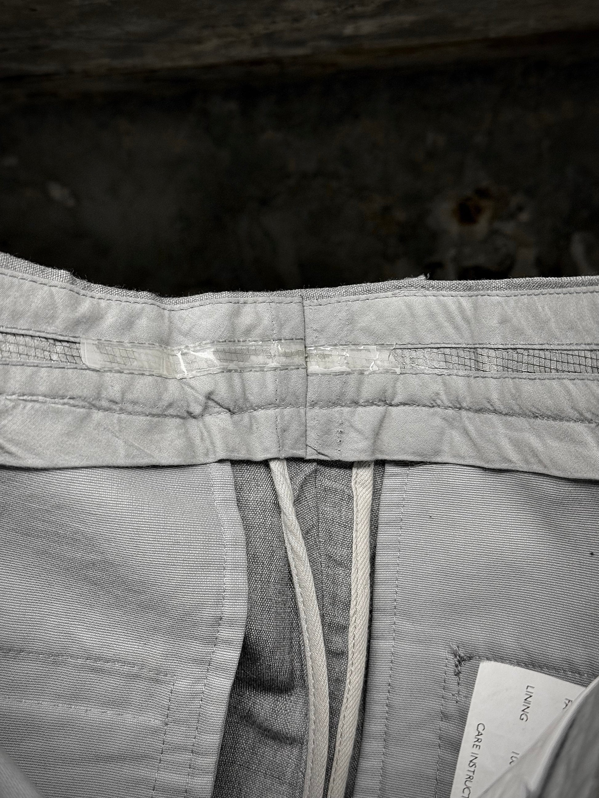 DEEPTI Collection °017-018 ‘P-088 SABEL-45’ Button Pleat Classic Trousers detail | DRIEW GARMENTS