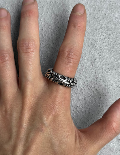 A&G Rock N’ Roll Couture Early 00s Engraved Etch Band Silver Ring