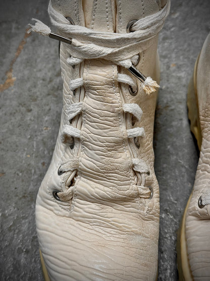 Carol Christian Poell 'AM/2684 CUBS-PTC/01' Object Dyed One-Piece Prosthetic Ankle Rubber Drip Work B detail | DRIEW GARMENTS