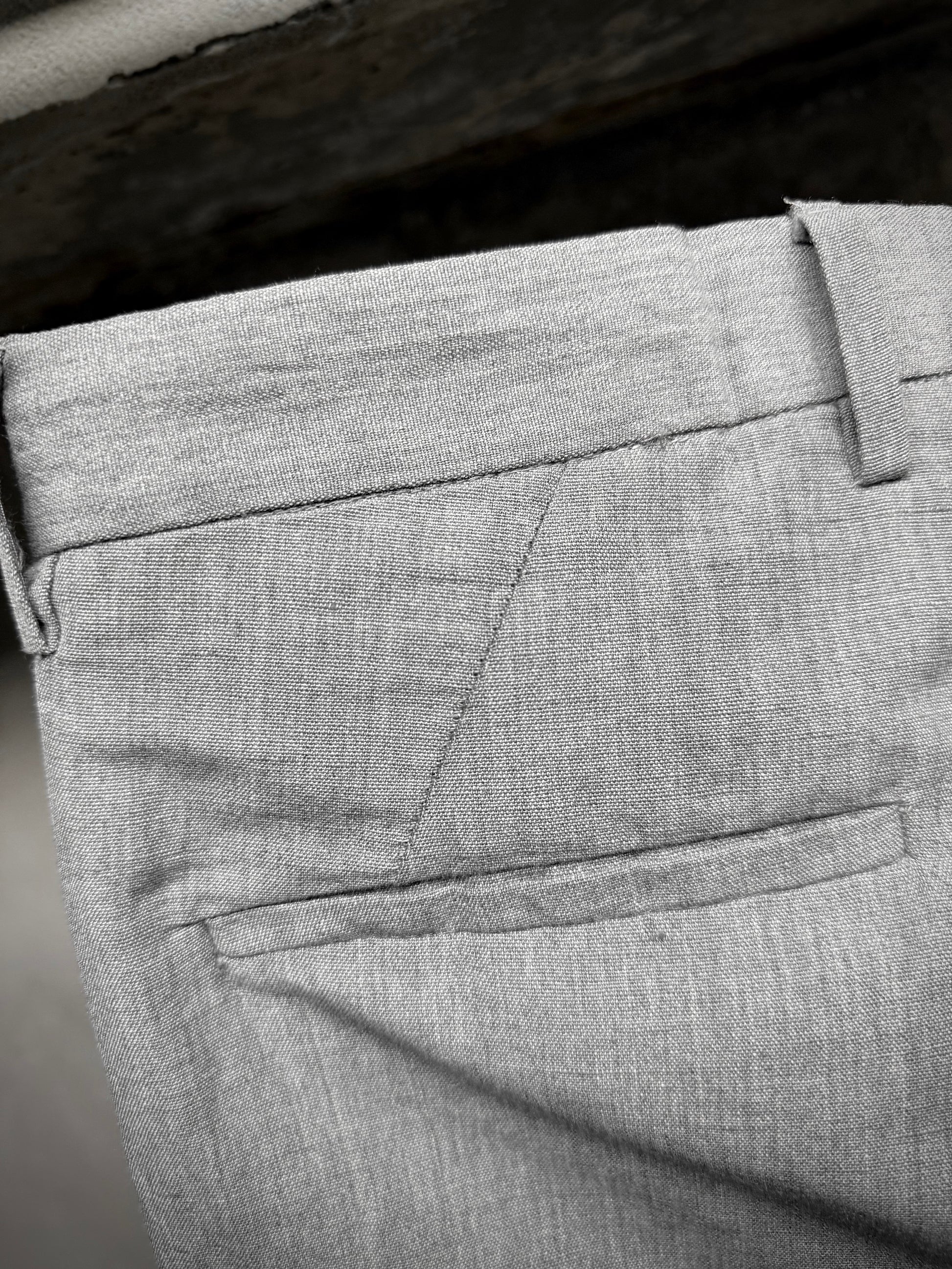 DEEPTI Collection °017-018 ‘P-088 SABEL-45’ Button Pleat Classic Trousers detail | DRIEW GARMENTS