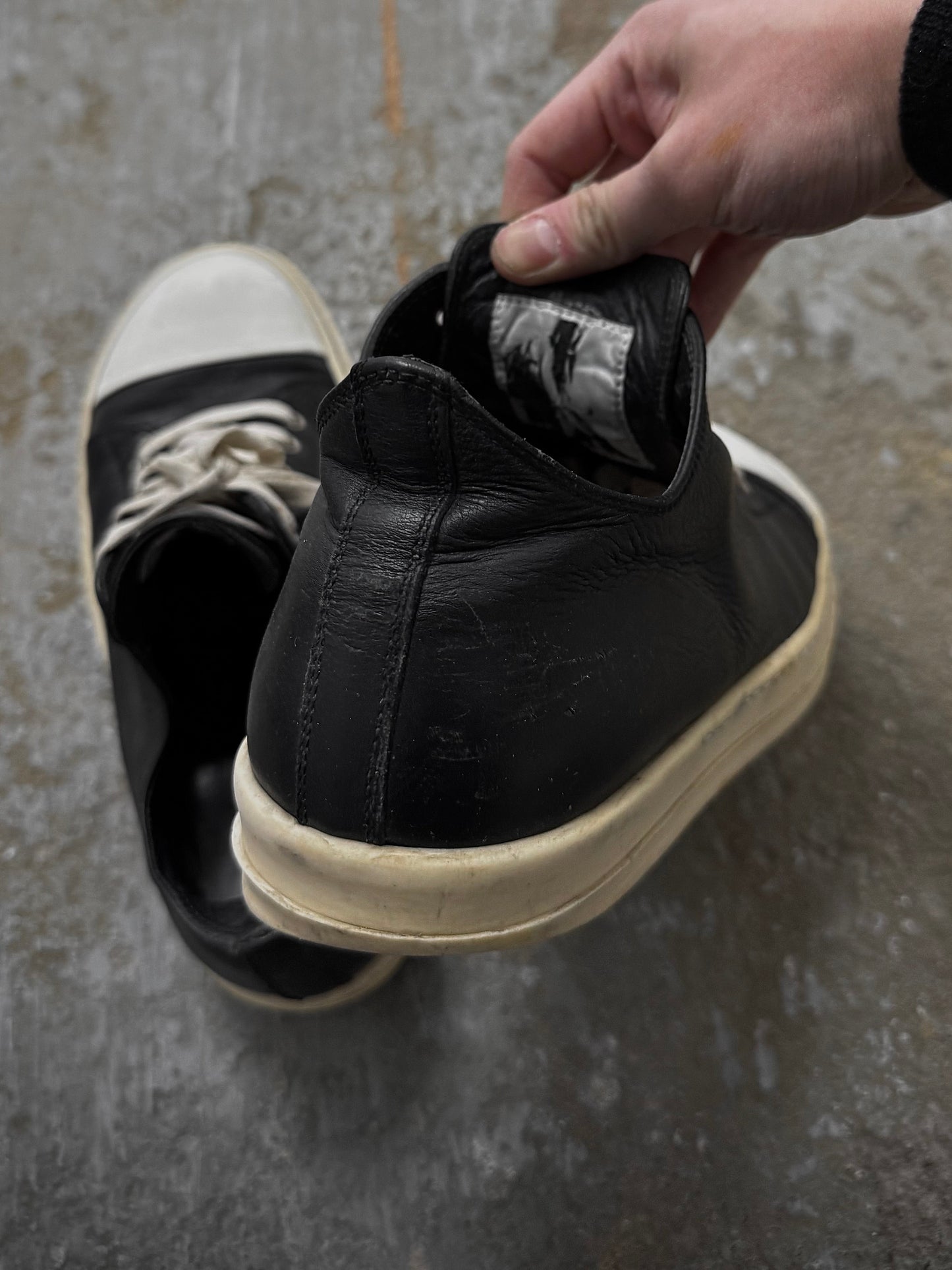 Other Rick Owens AW16 "MASTODON" Low-top Ramones Calf Leather Sneakers detail | DRIEW GARMENTS