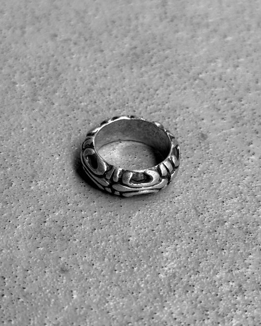 A&G Rock N’ Roll Couture Early 00s Engraved Etch Band Silver Ring