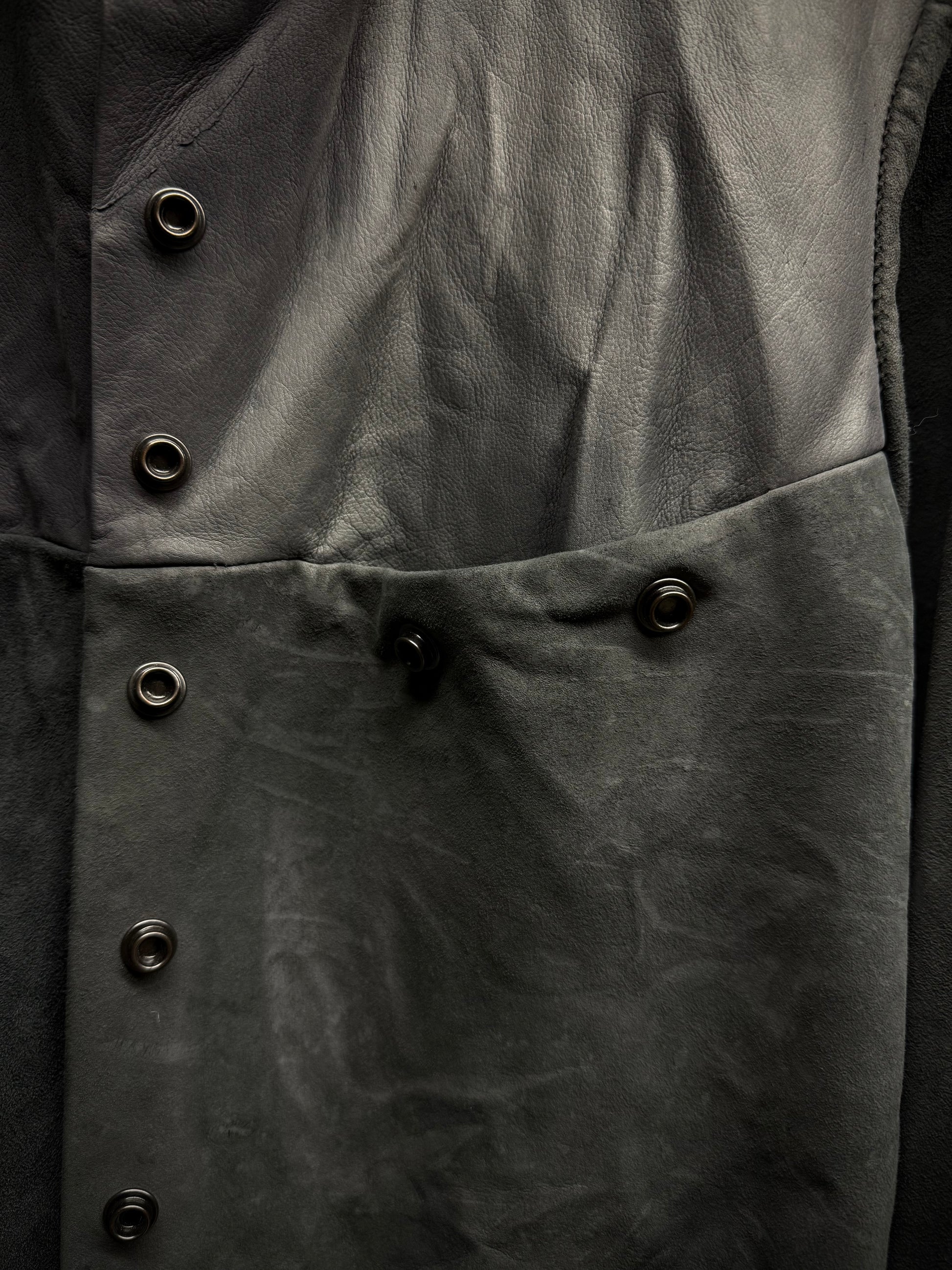 Zam Barrett SS25 Two-Toned Overlock Kangaroo ‘Faulted Shoulder 2.0’ Leather Jacket detail | DRIEW GARMENTS