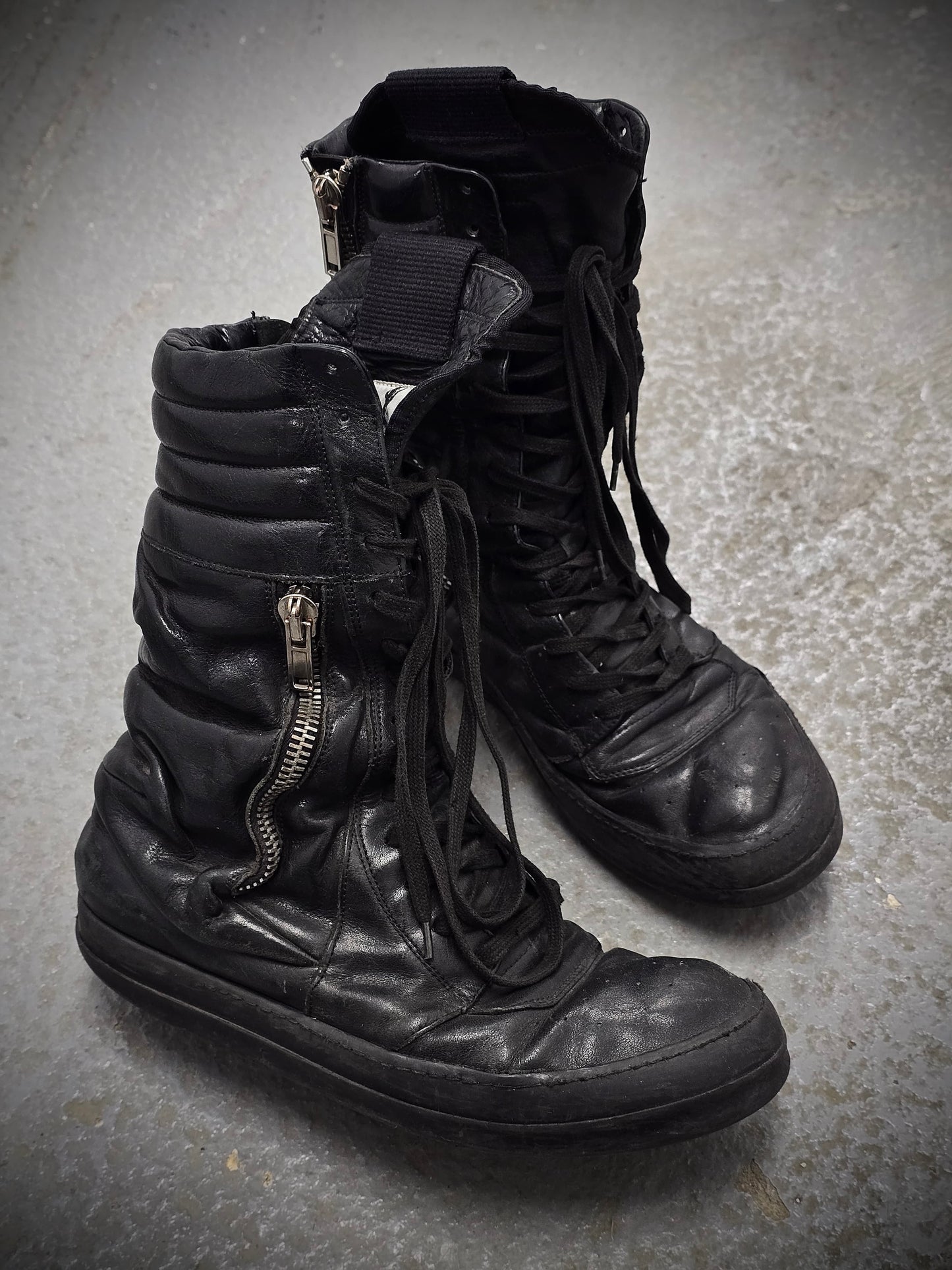 Rick Owens AW12 “MOUNTAIN” All-black Calfskin Leather Cargobasket Sneakers