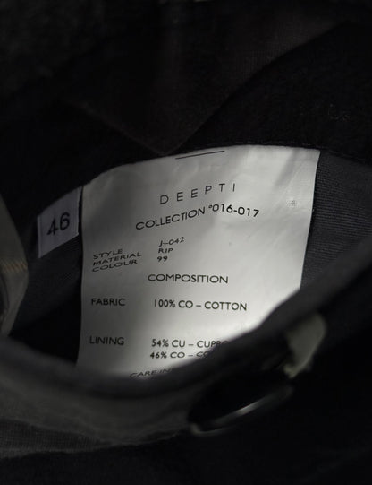 DEEPTI Collection °016-017 'J-042 RIP-99' Smoking Jacket detail | DRIEW GARMENTS