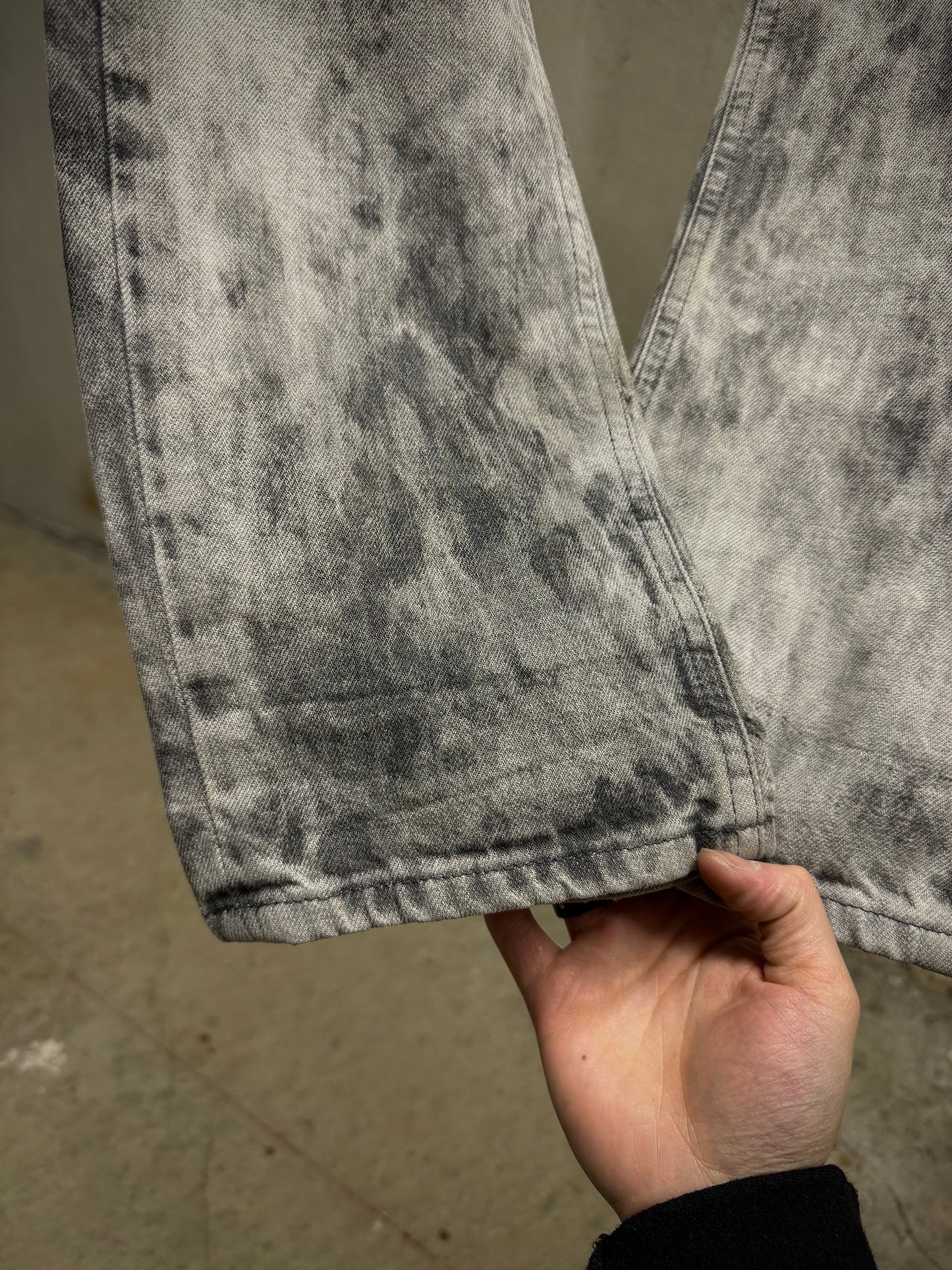 Maison Martin Margiela AW10 Grey Acid Wash Skinny Denim detail | DRIEW GARMENTS