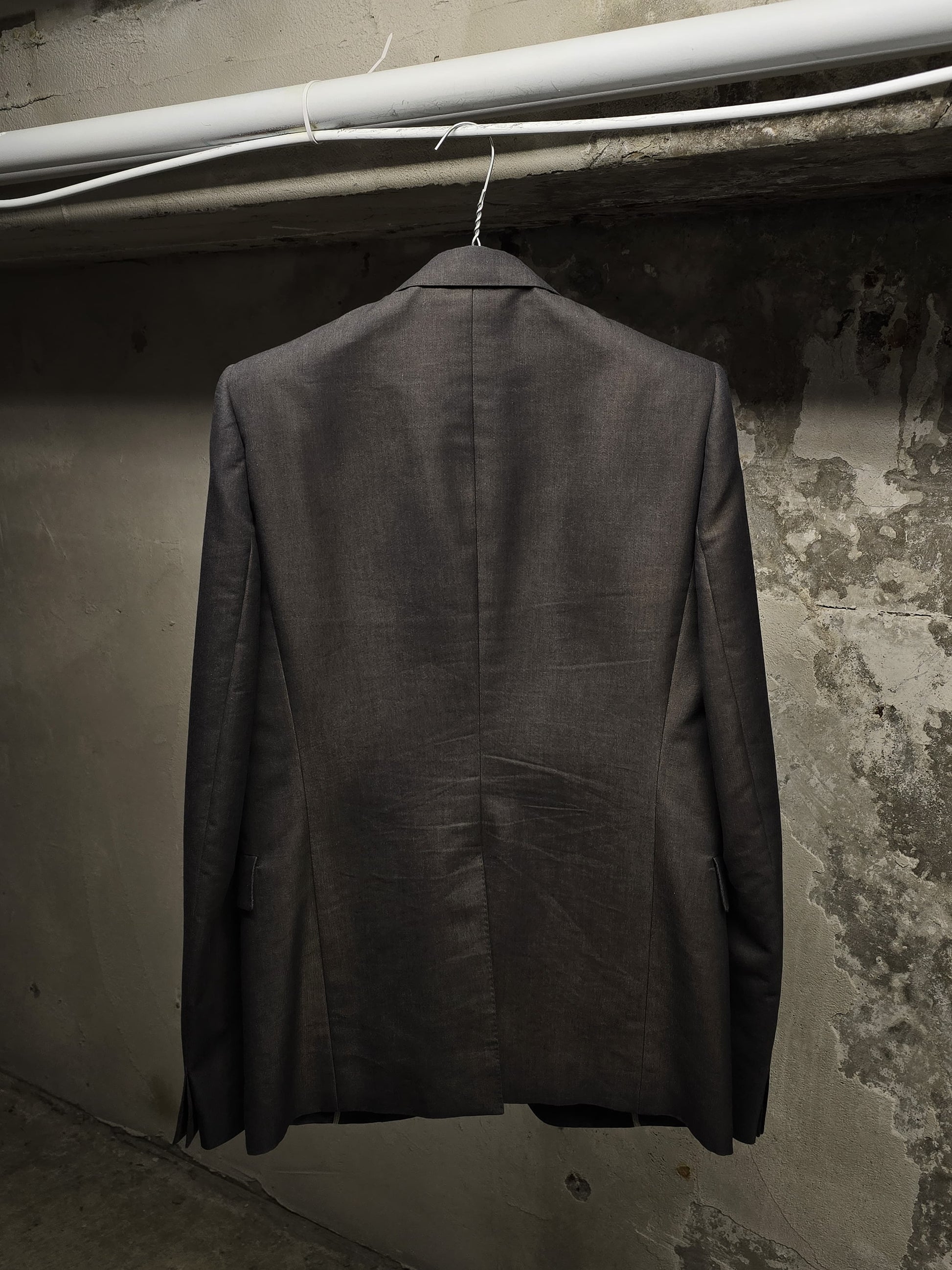 DEEPTI Collection °015 ‘J-001 ARG-8/925’ .999 Silver Plated Lined Classic Short Jacket detail | DRIEW GARMENTS