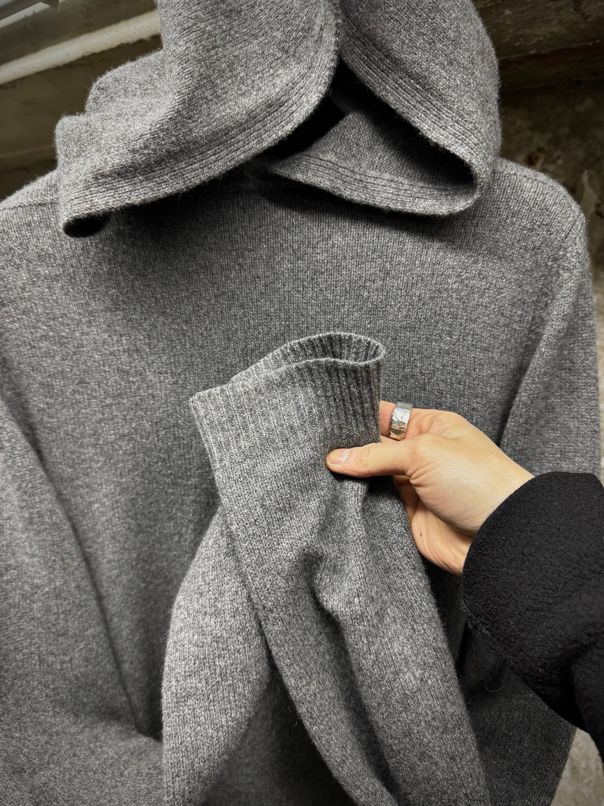 Rick Owens AW20 "PERFORMA" GREY Hooded Cashmere Knit Sweater detail | DRIEW GARMENTS