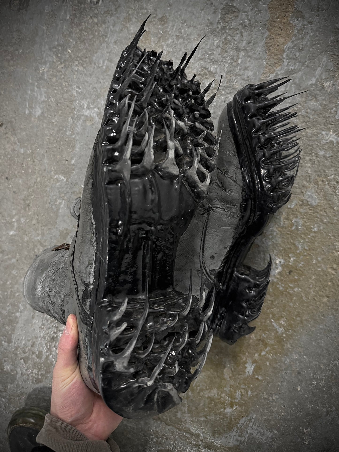 Carol Christian Poell ‘AM/2759P-IN XDERMA-PTC/010’ Reflective Kangaroo Leather Spur-Biter Prosthetic Buckle Drip Boots
