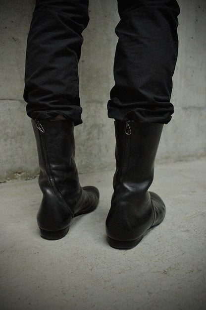 Maurizio Altieri Avantindietro 2009 Spiral Zip Cow Leather Boots detail | DRIEW GARMENTS