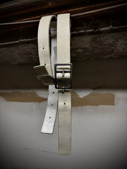 Carol Christian Poell Belt 'AM/2624-IN PABER-PTC/03' Bipolar Paper Dart Bison Leather Belt detail | DRIEW GARMENTS