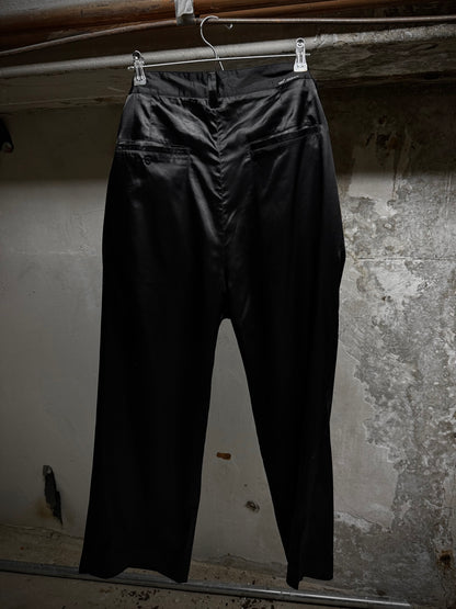 14thAddiction Early 00s Asymmetrical Hook Closure Wide Leg Pants detail | DRIEW GARMENTS