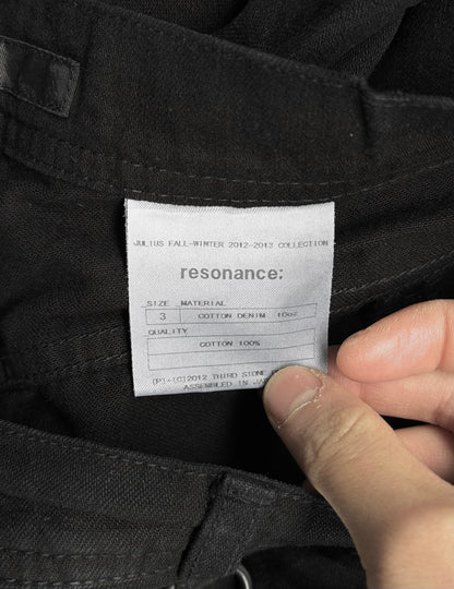 Julius_7 AW12-13 “resonance;” Light-wax Twisted Panel Rider Skinny Denim