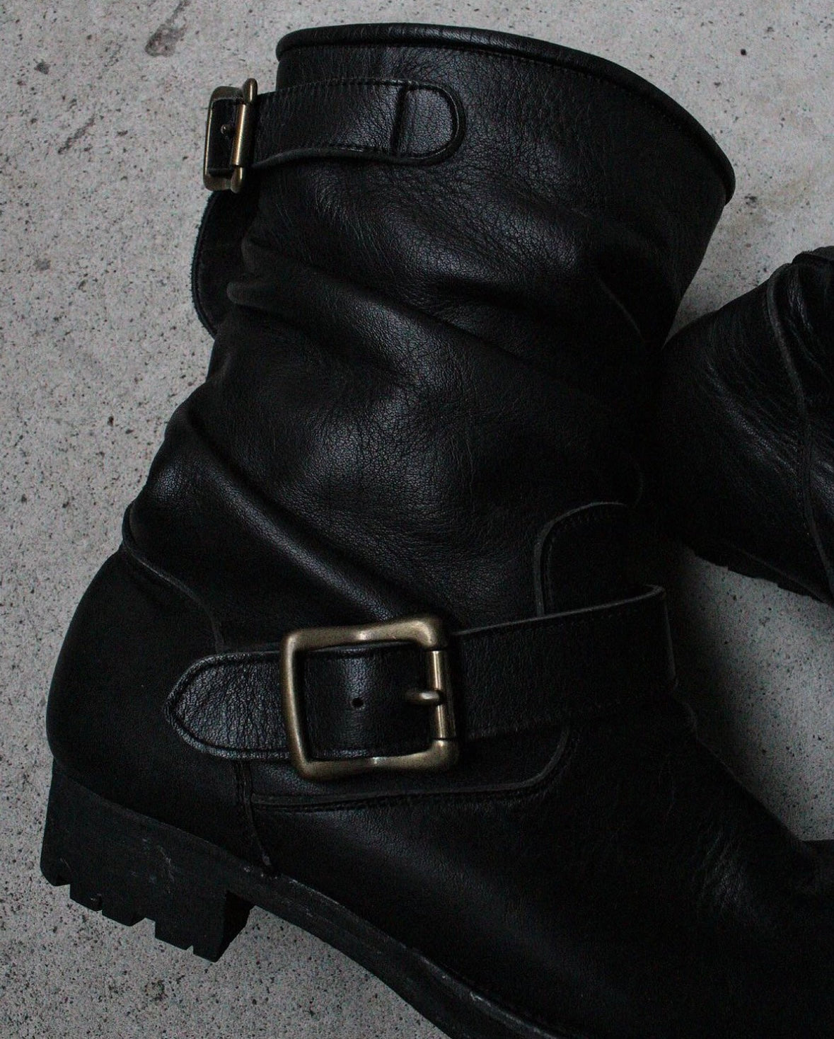 close up shot Mihara Yasuhiro AW09 Twisted Leather Engineer Boots