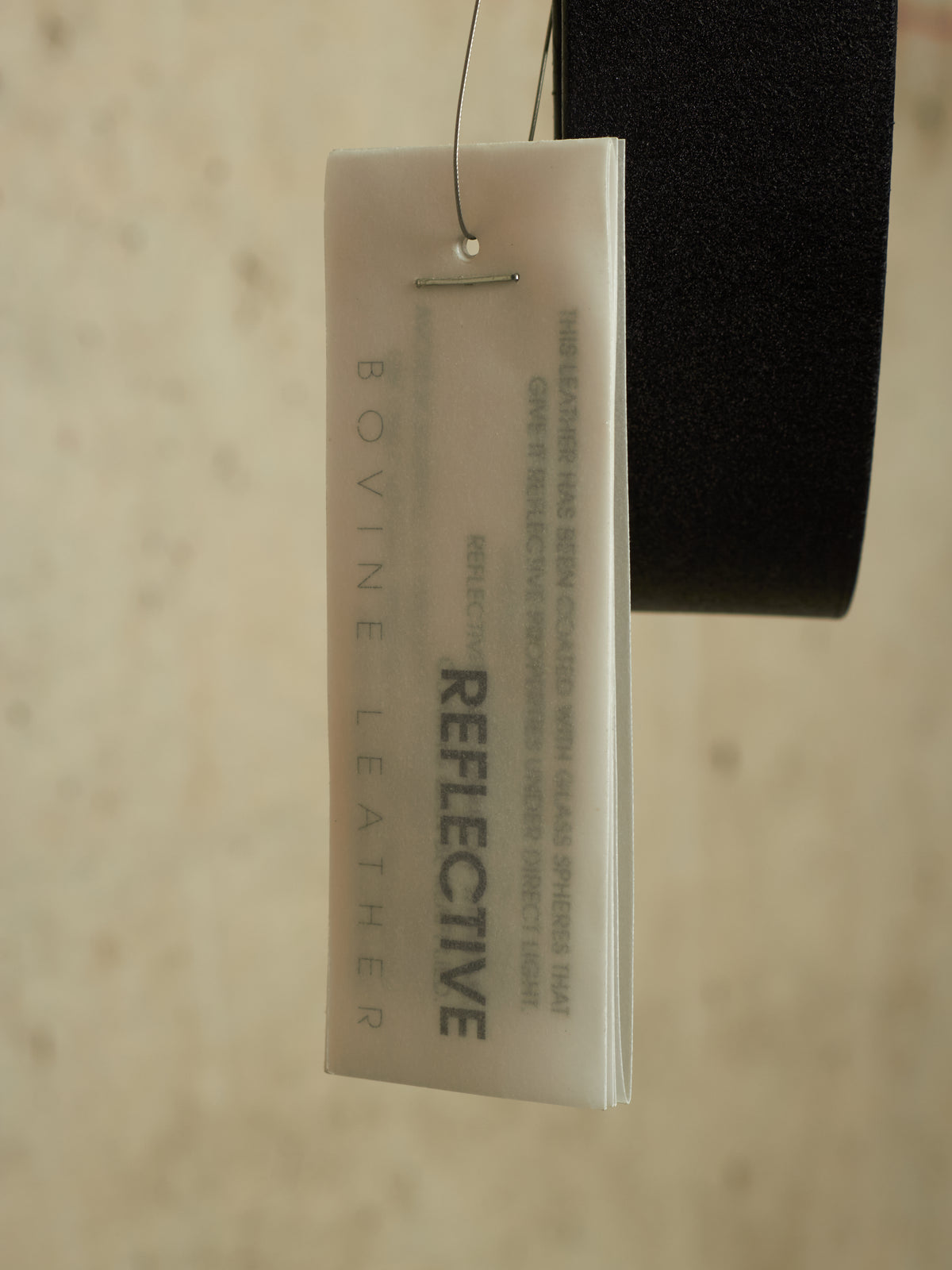 DEEPTI Collection °025-026 'LA–122R LUEL-96L' Reflective Reversible Trigger Bovine Leather Belt